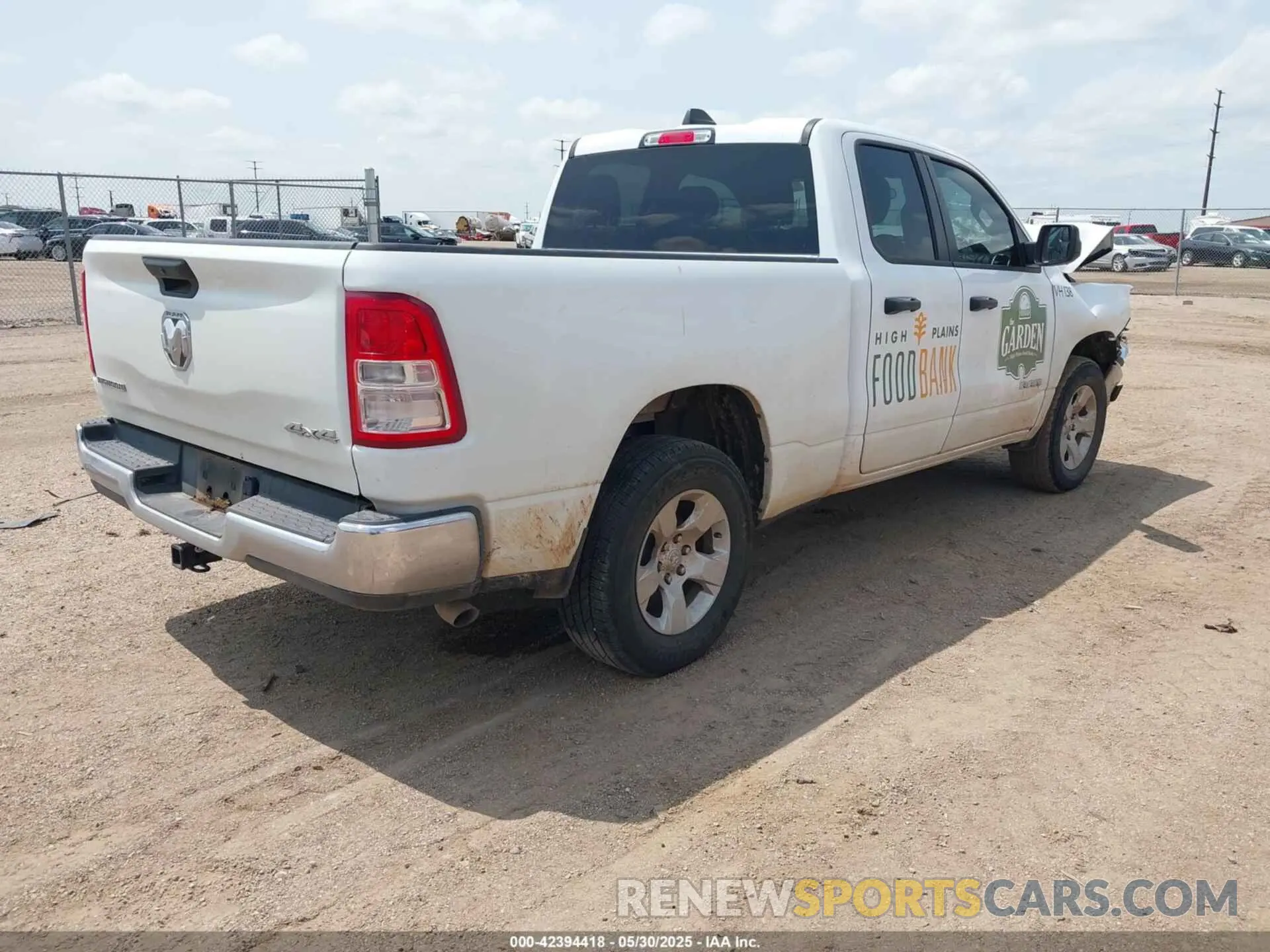 4 Photograph of a damaged car 1C6RRFBG4PN599435 RAM 1500 2023