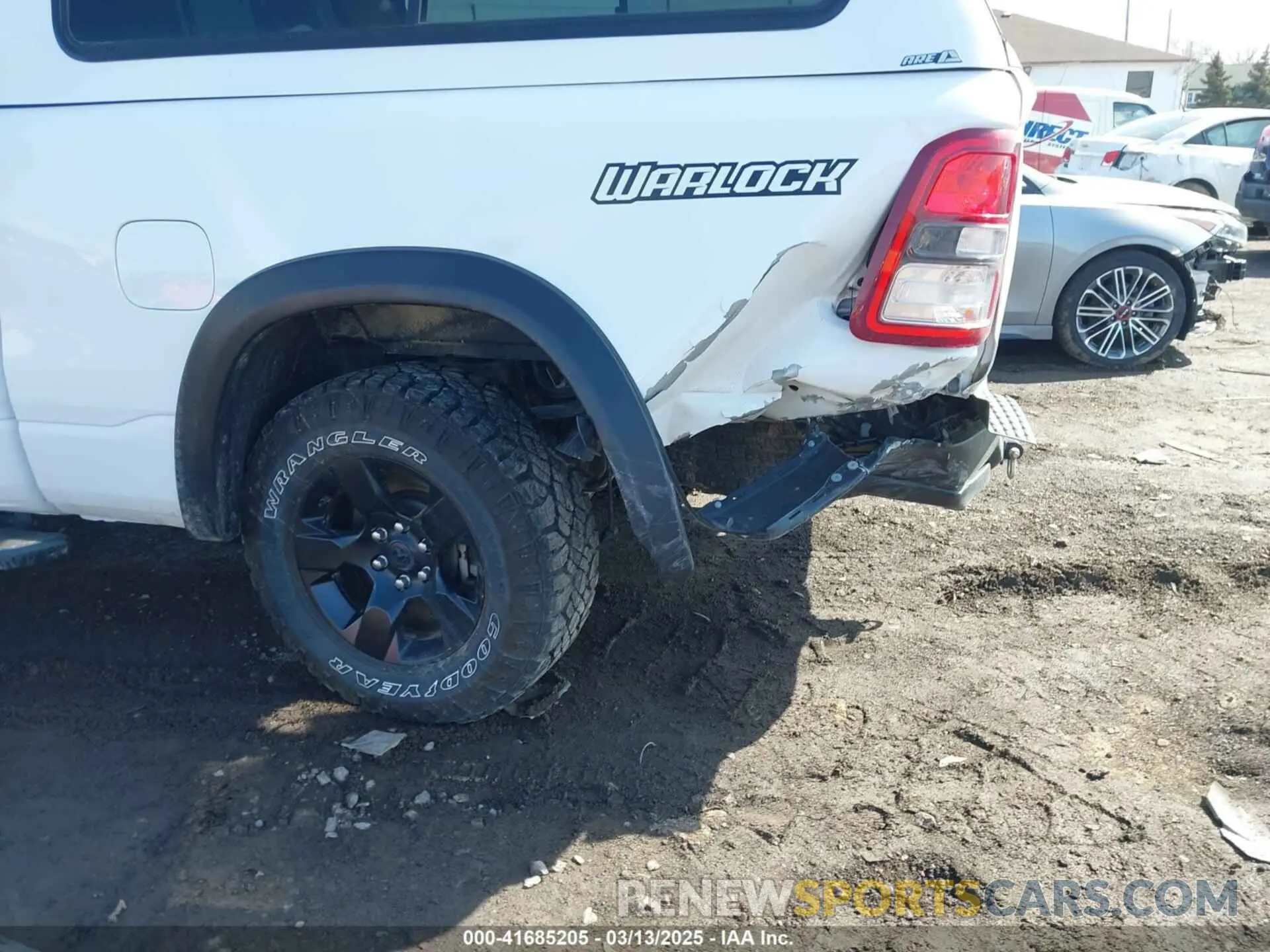 17 Photograph of a damaged car 1C6RRFCG3PN677878 RAM 1500 2023