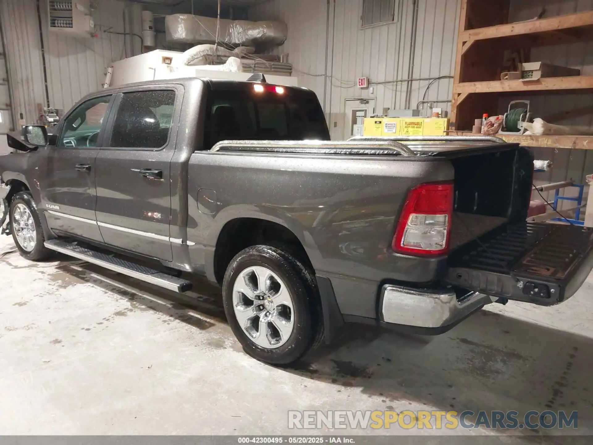3 Photograph of a damaged car 1C6RRFFG4PN667047 RAM 1500 2023