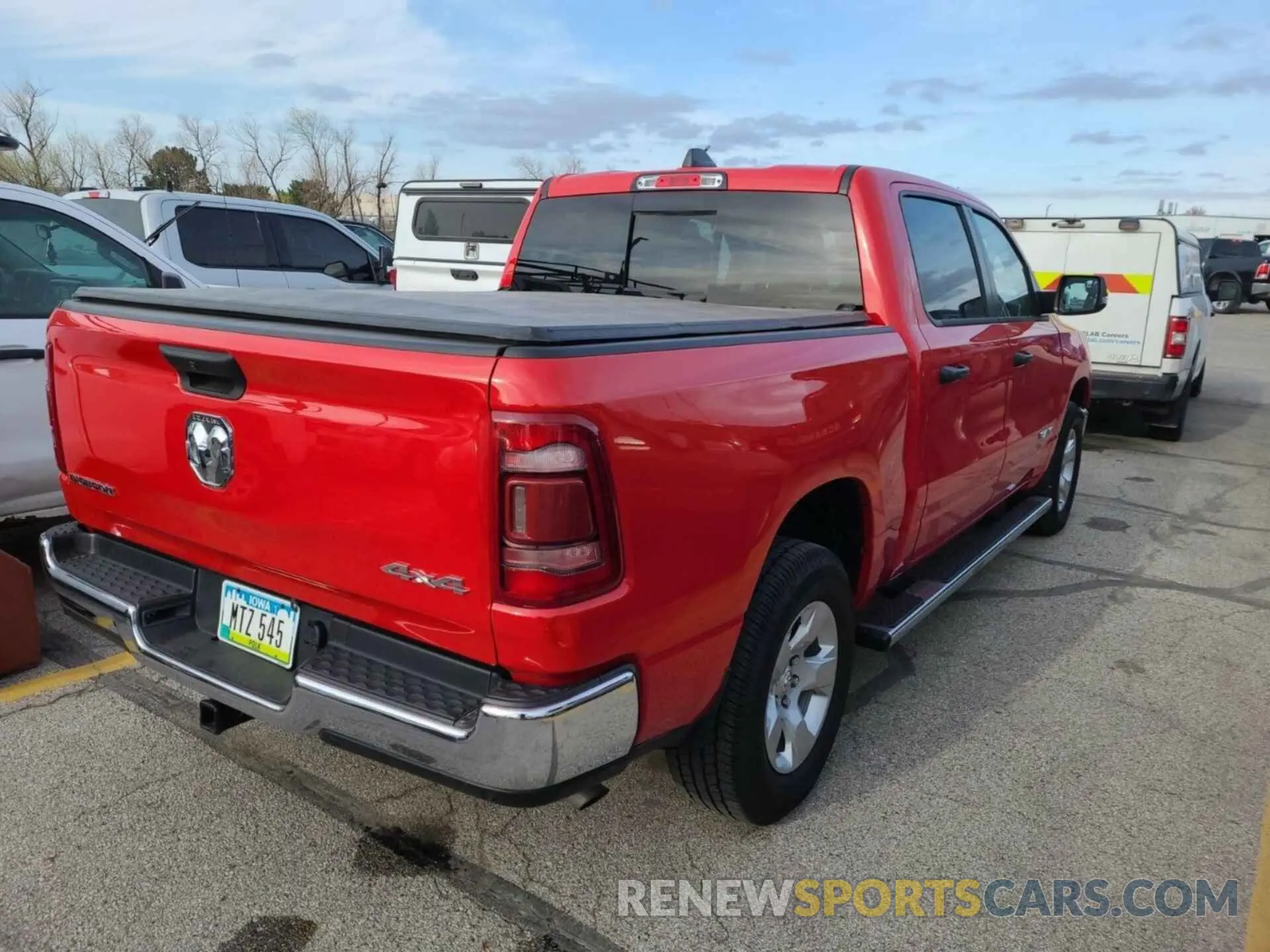 23 Photograph of a damaged car 1C6RRFFG5PN530957 RAM 1500 2023