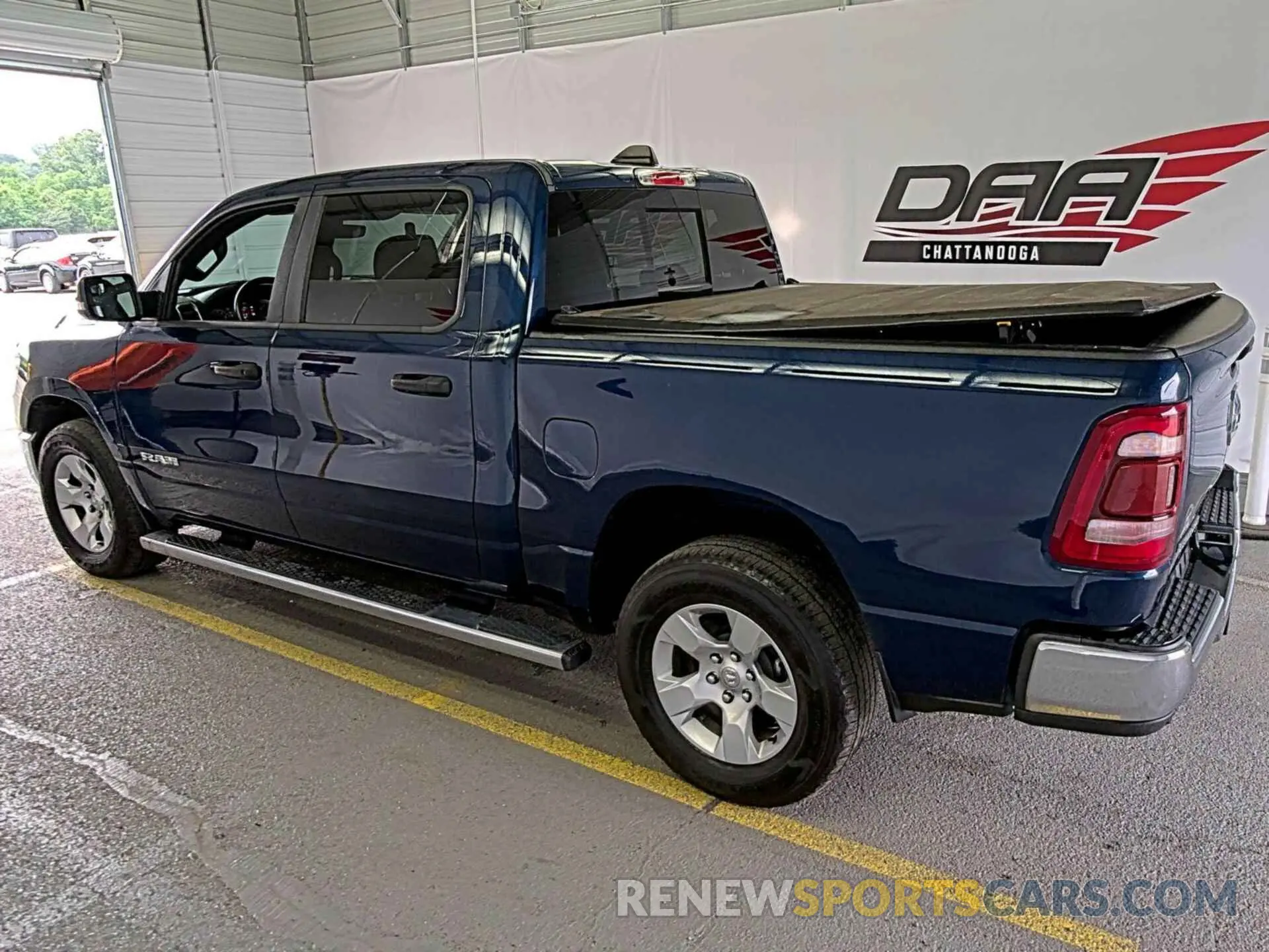 3 Photograph of a damaged car 1C6RRFFG7PN570733 RAM 1500 2023