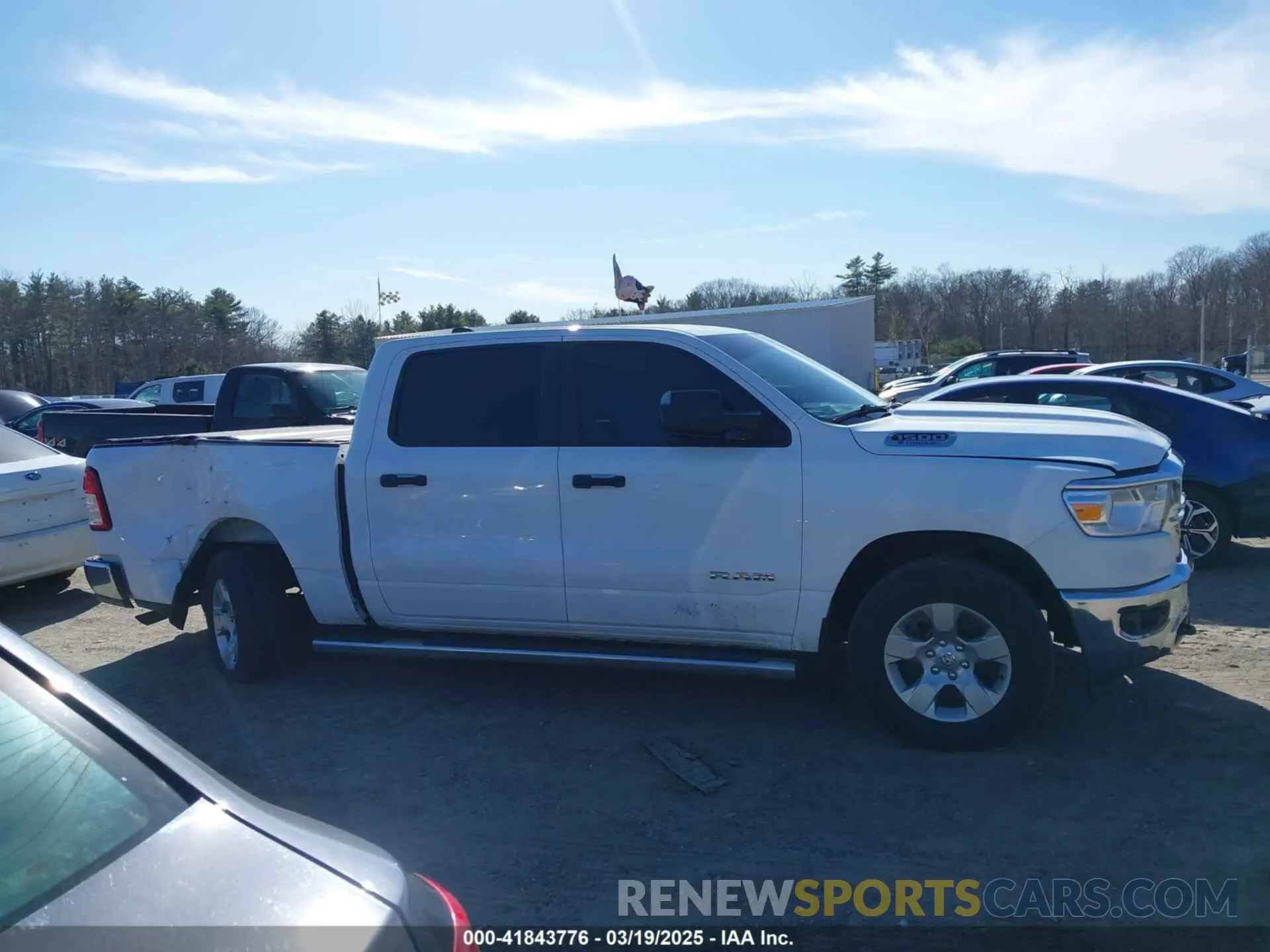 14 Photograph of a damaged car 1C6RRFFG8PN649148 RAM 1500 2023
