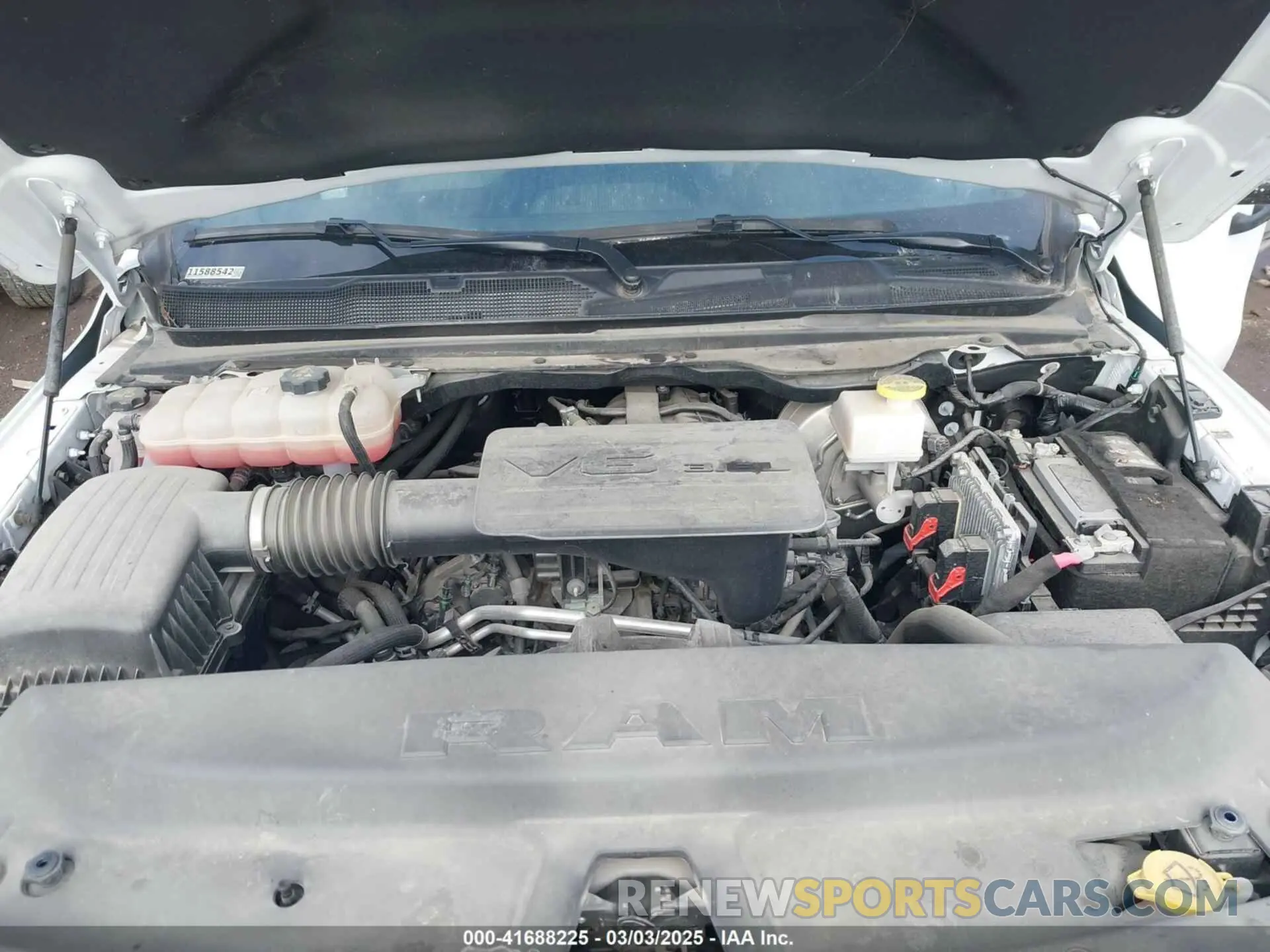 10 Photograph of a damaged car 1C6RRFFG9PN517256 RAM 1500 2023