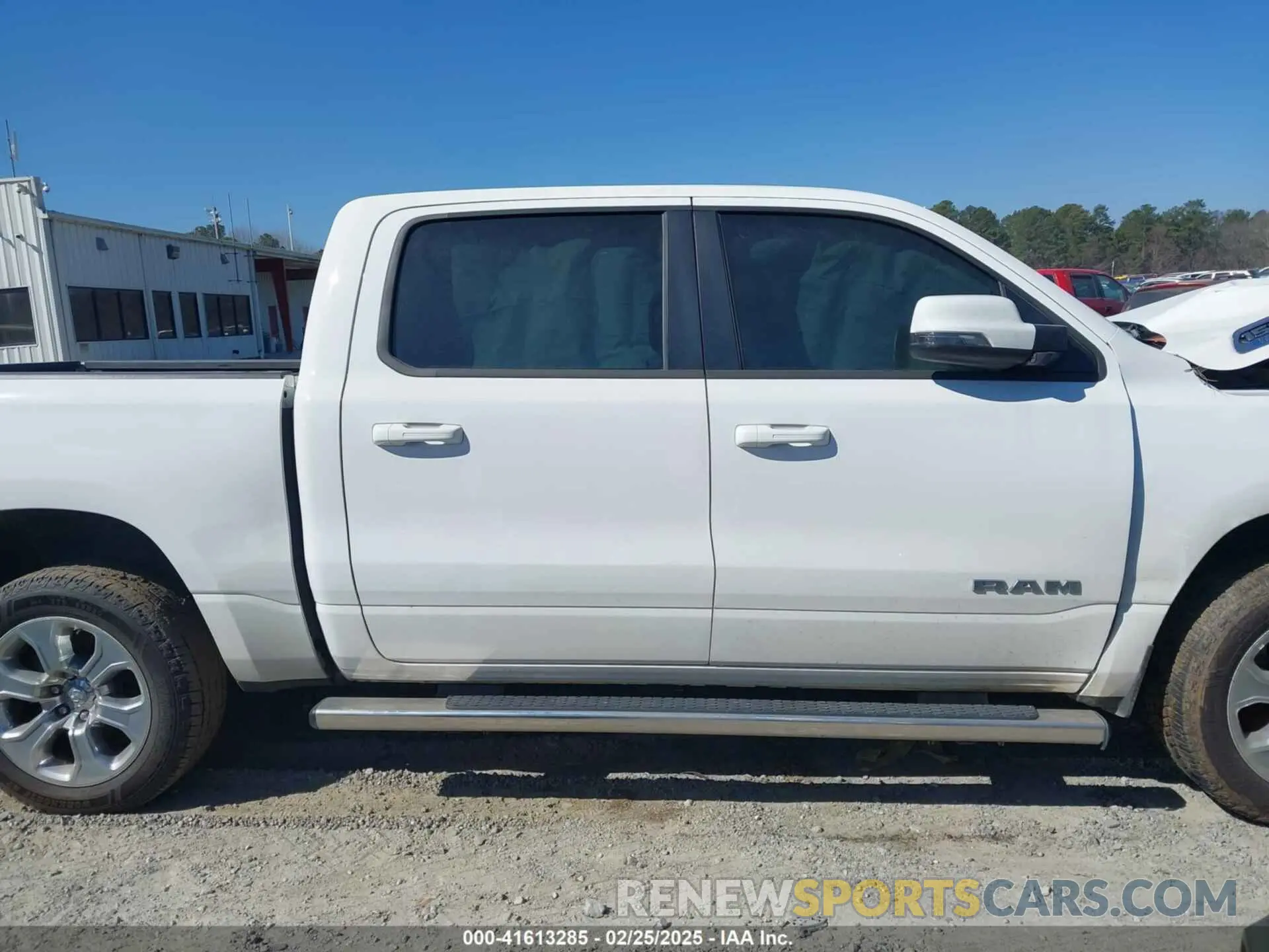 14 Photograph of a damaged car 1C6RRFFGXPN520294 RAM 1500 2023