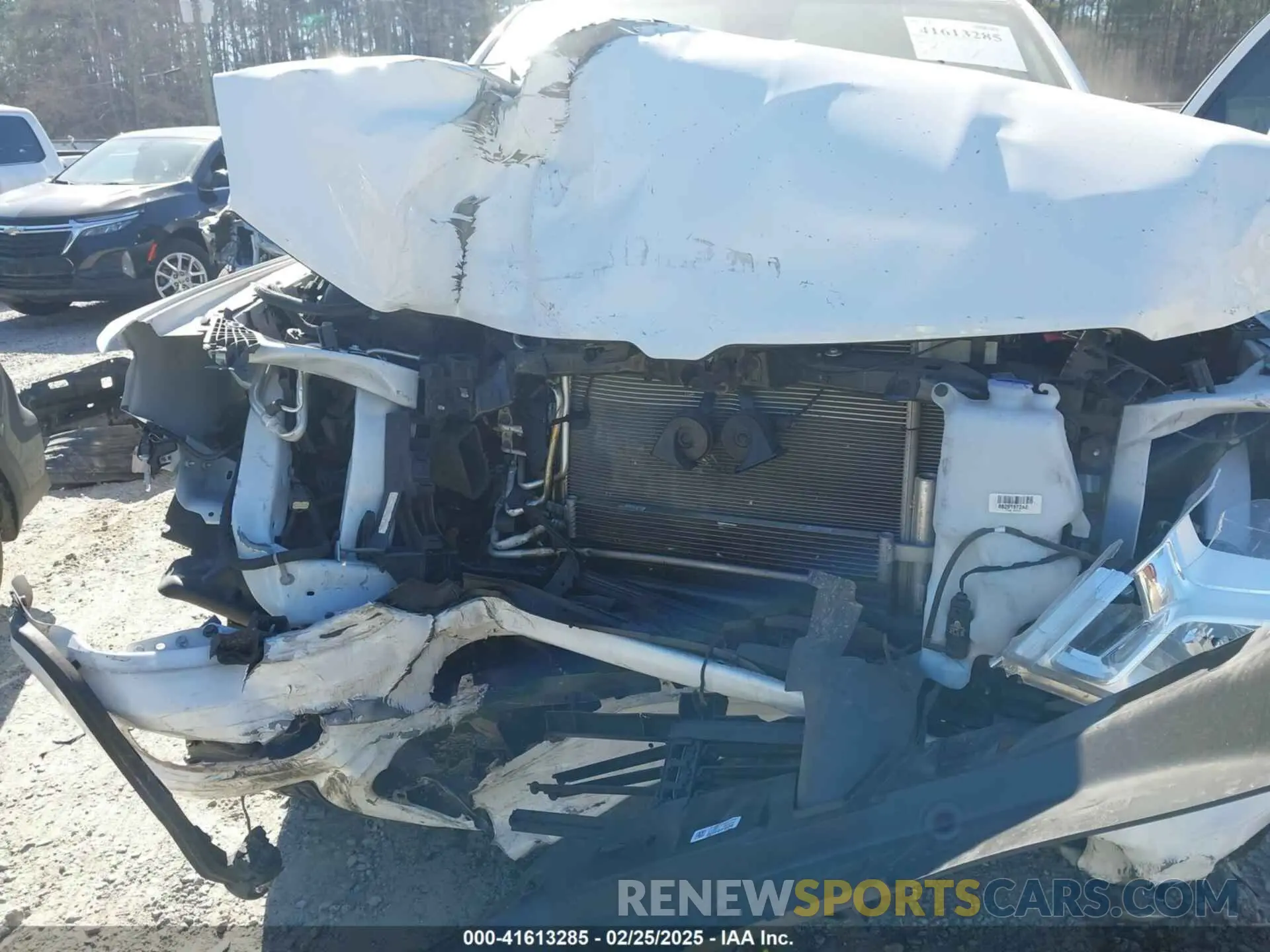 6 Photograph of a damaged car 1C6RRFFGXPN520294 RAM 1500 2023