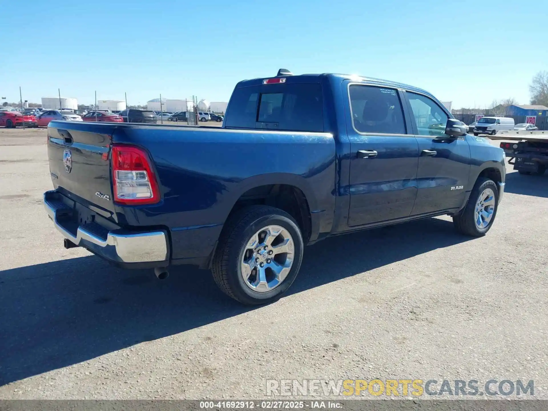 4 Photograph of a damaged car 1C6RRFFGXPN540545 RAM 1500 2023