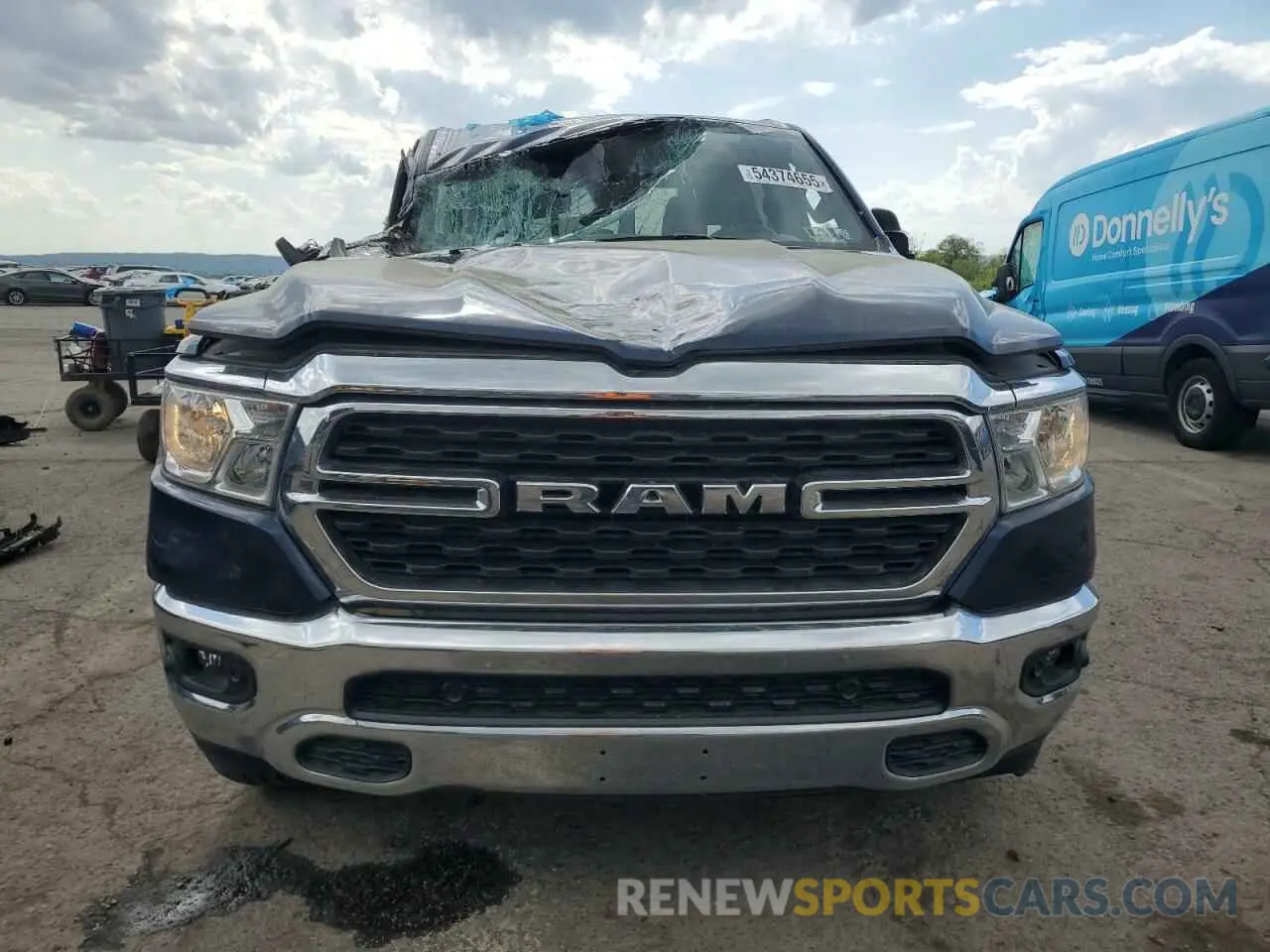 5 Photograph of a damaged car 1C6RRFFGXPN547074 RAM 1500 2023