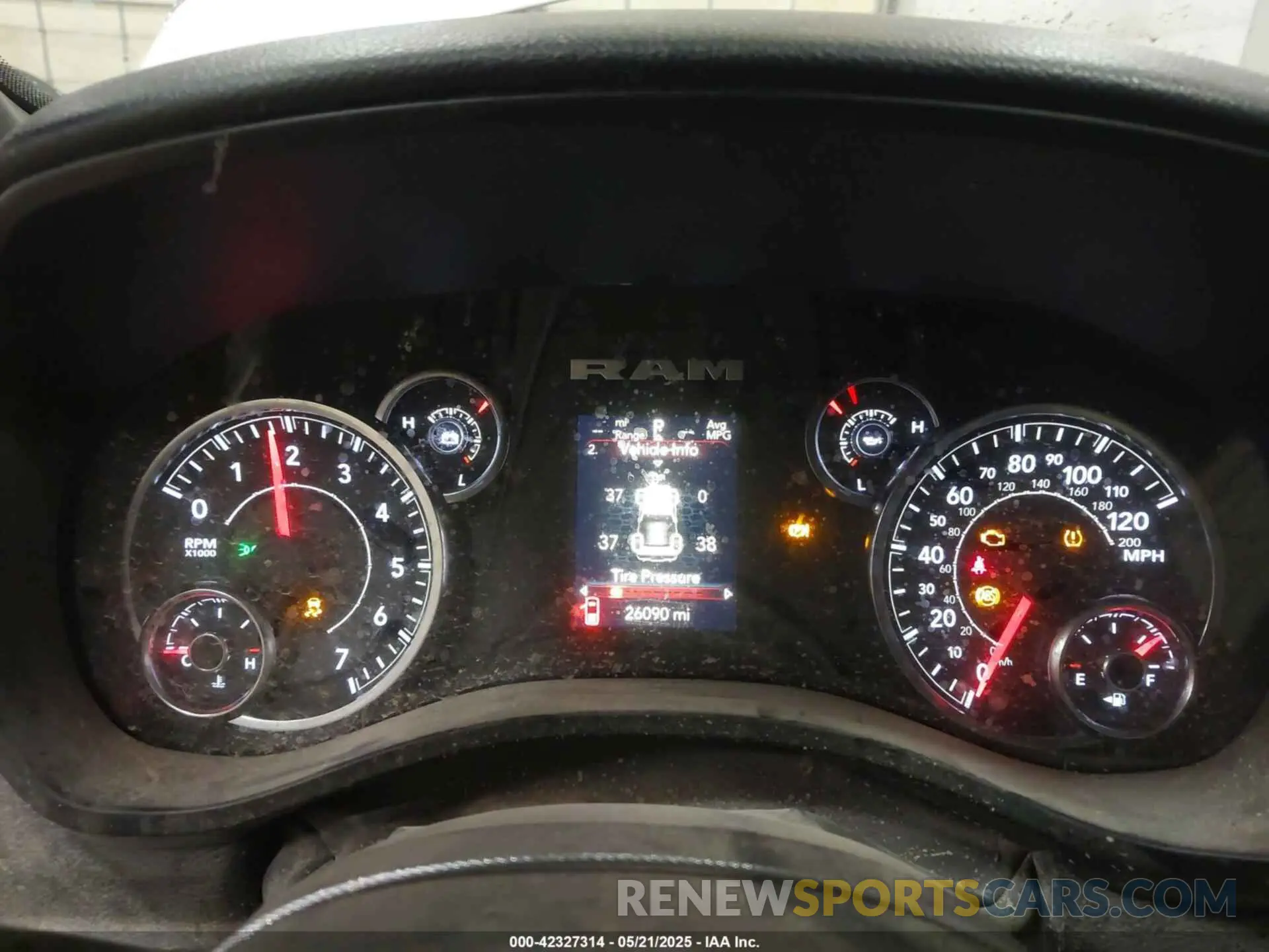 15 Photograph of a damaged car 1C6RRFGG1PN641214 RAM 1500 2023