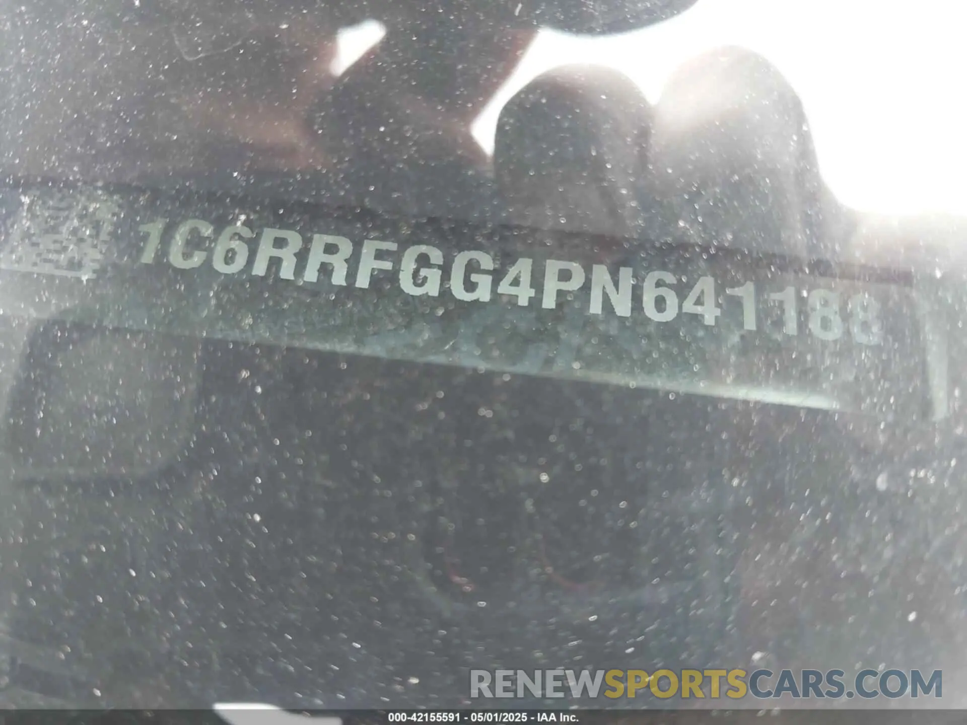 9 Photograph of a damaged car 1C6RRFGG4PN641188 RAM 1500 2023