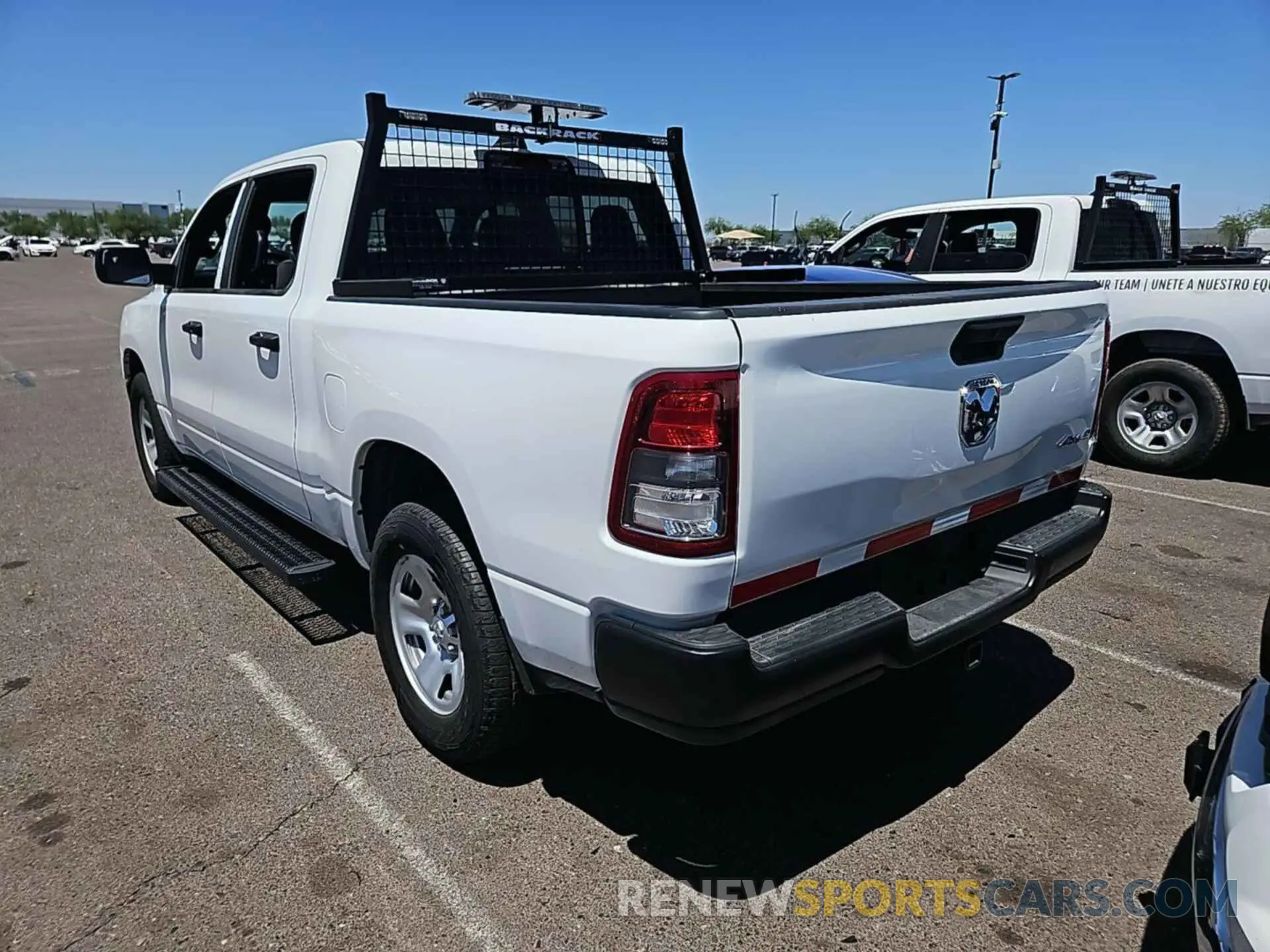 5 Photograph of a damaged car 1C6RRFGG8PN620473 RAM 1500 2023
