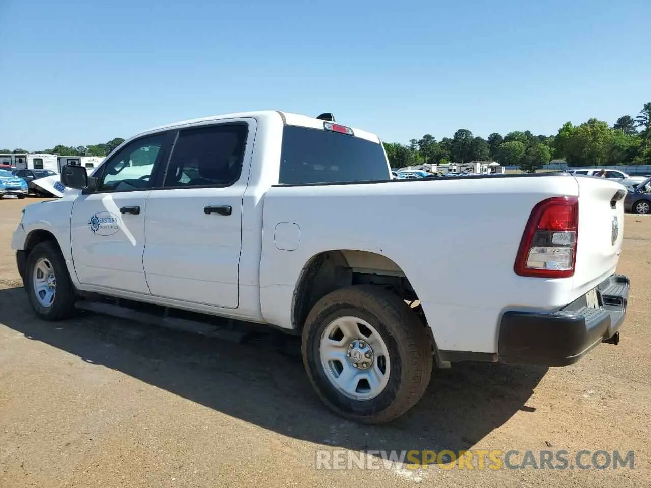 2 Photograph of a damaged car 1C6RRFGGXPN615310 RAM 1500 2023