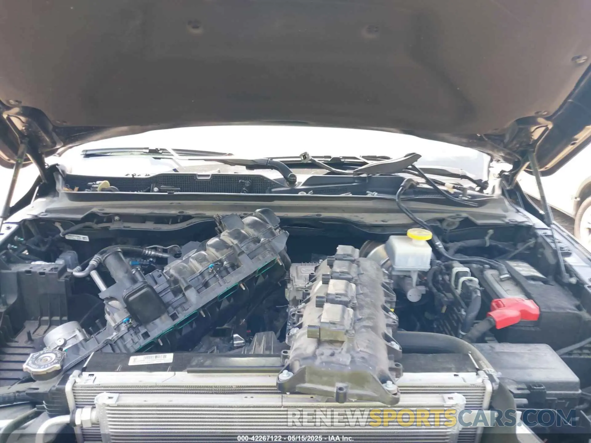 10 Photograph of a damaged car 1C6SRFBT0PN535391 RAM 1500 2023