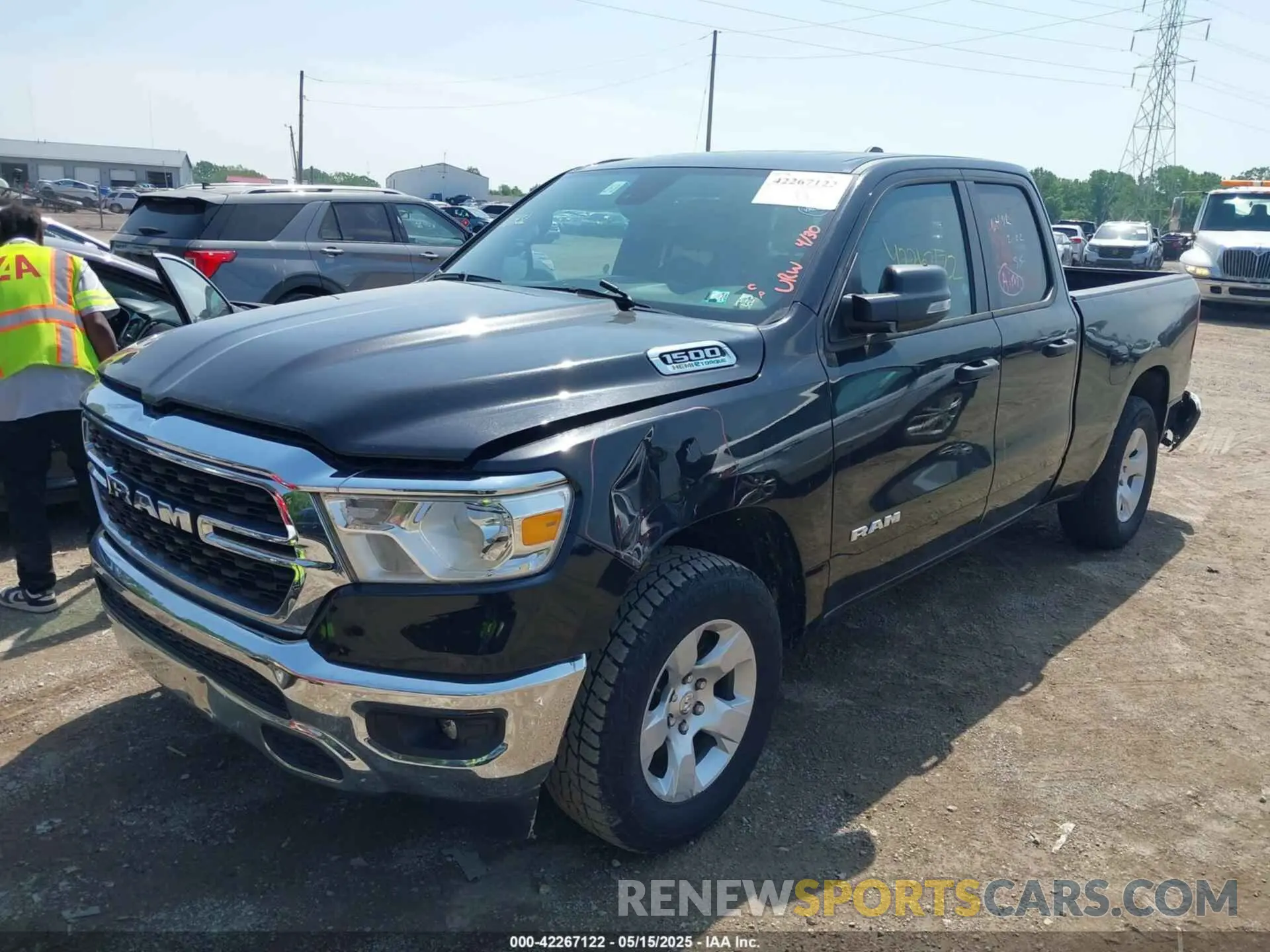 2 Photograph of a damaged car 1C6SRFBT0PN535391 RAM 1500 2023