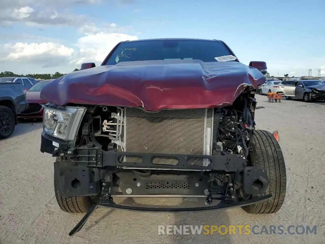 5 Photograph of a damaged car 1C6SRFBT6PN635883 RAM 1500 2023