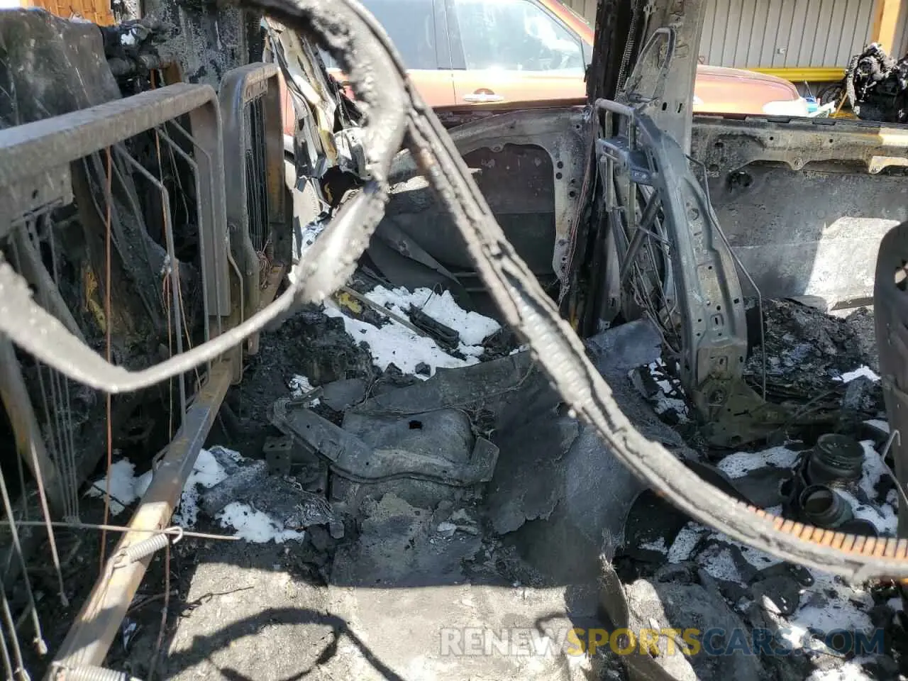 10 Photograph of a damaged car 1C6SRFFM0PN552050 RAM 1500 2023