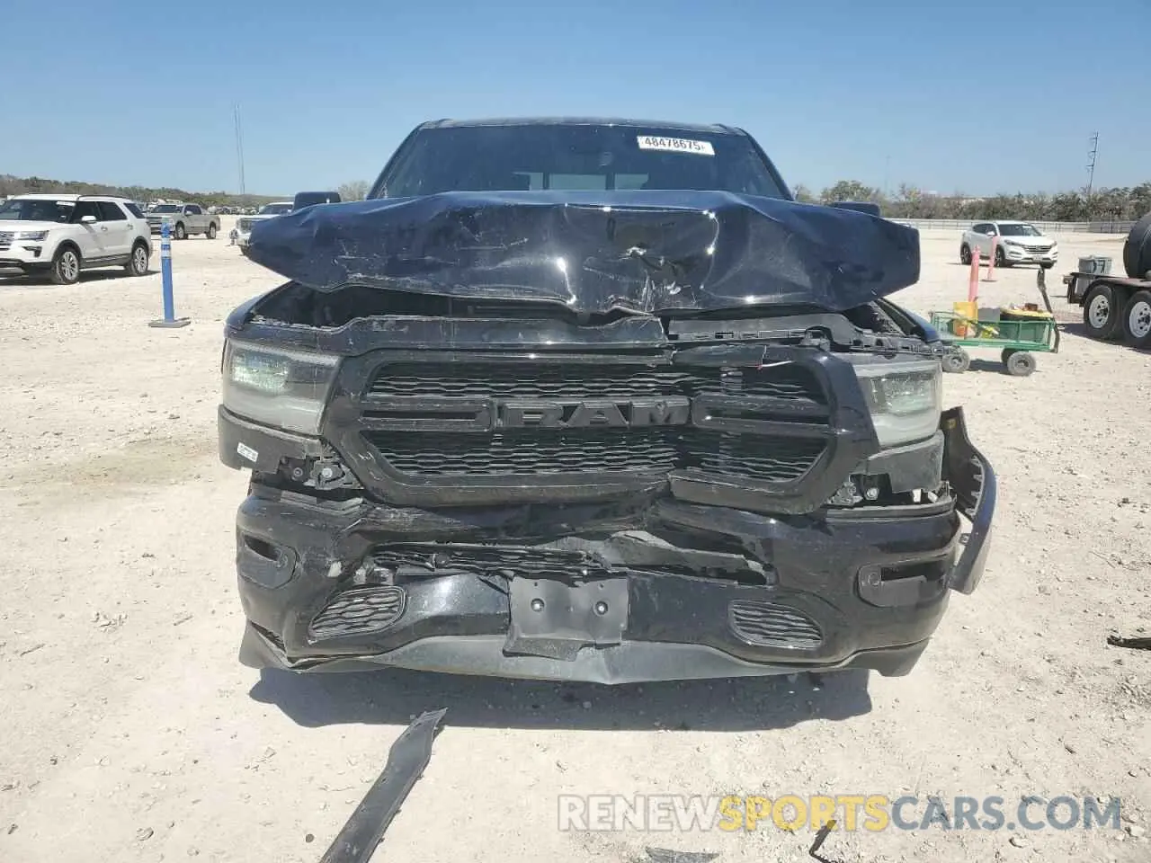 5 Photograph of a damaged car 1C6SRFFM2PN563471 RAM 1500 2023