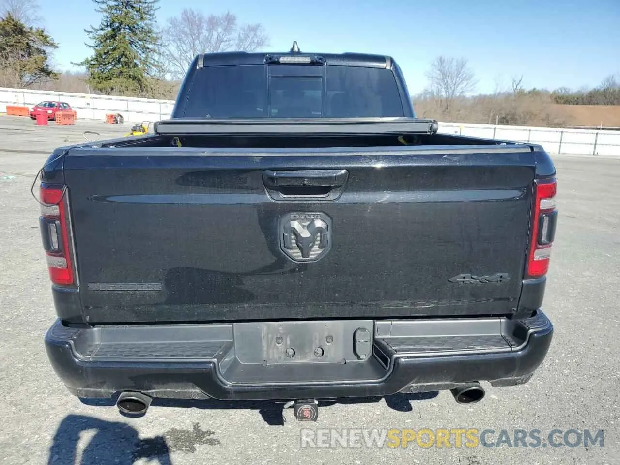 6 Photograph of a damaged car 1C6SRFFT0PN613131 RAM 1500 2023