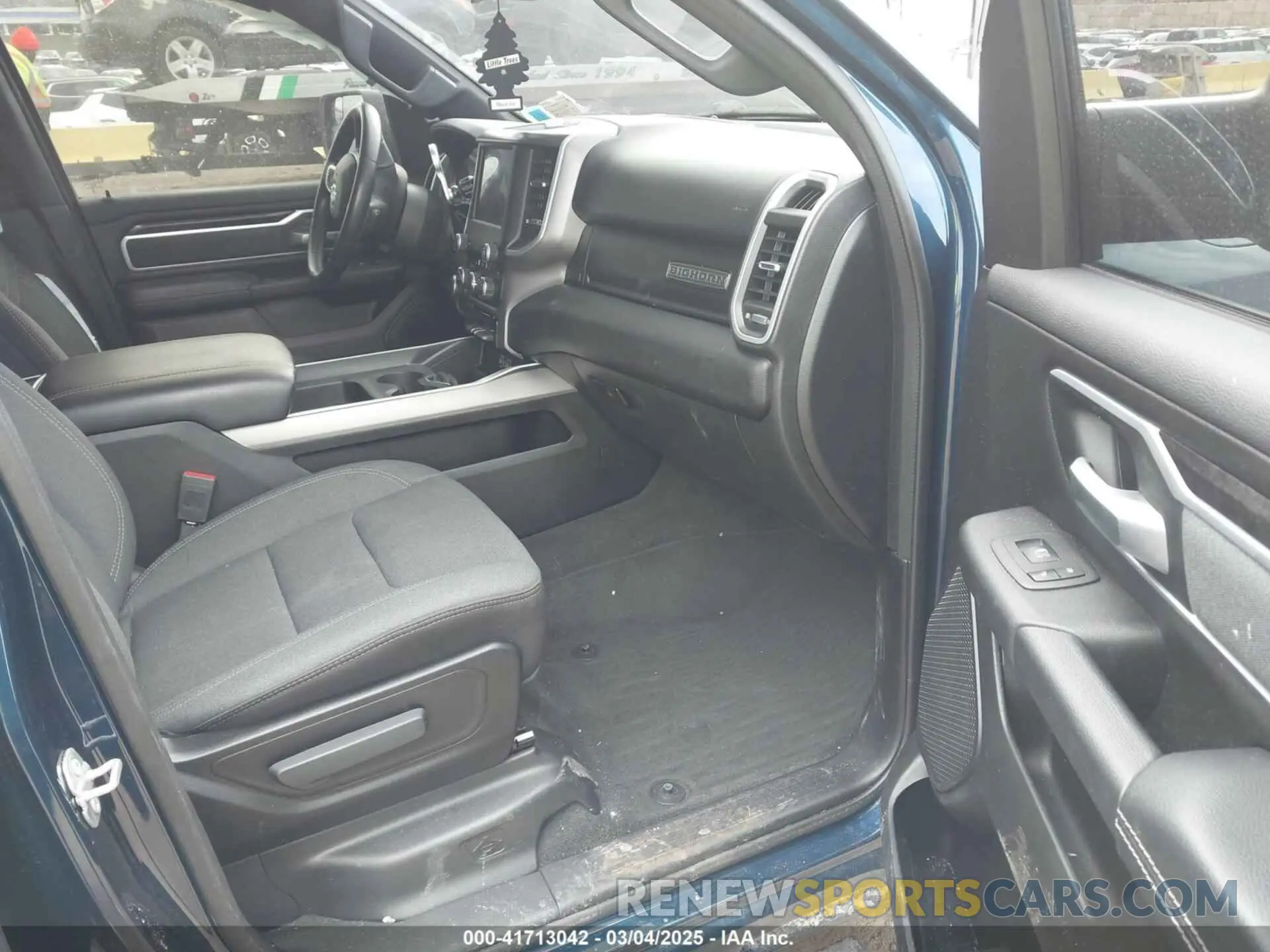 5 Photograph of a damaged car 1C6SRFFT1PN580981 RAM 1500 2023