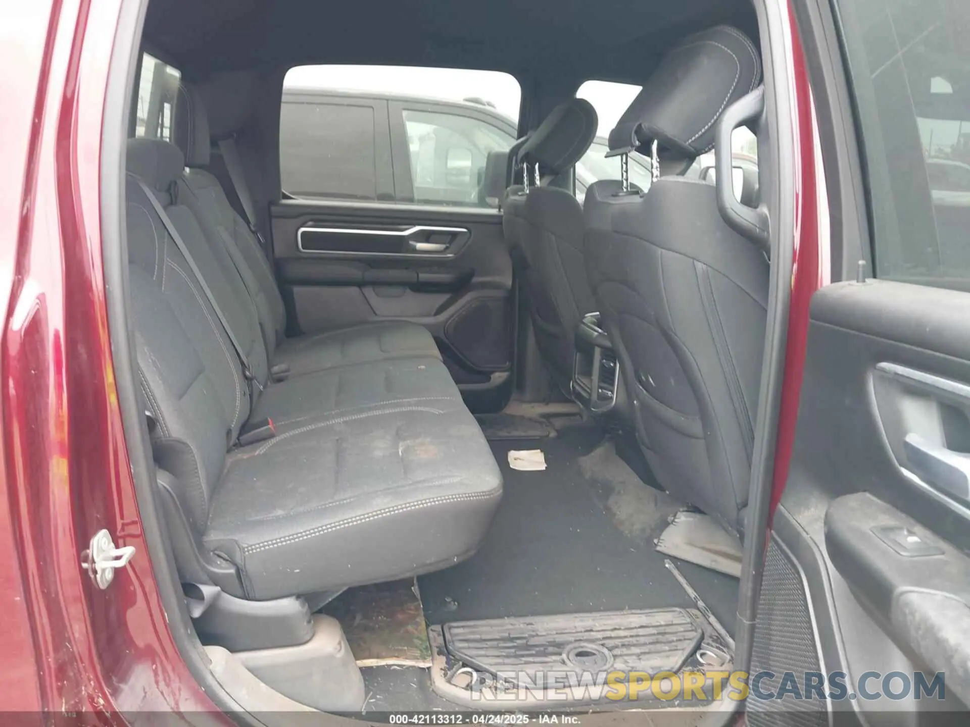 8 Photograph of a damaged car 1C6SRFFT2PN702988 RAM 1500 2023