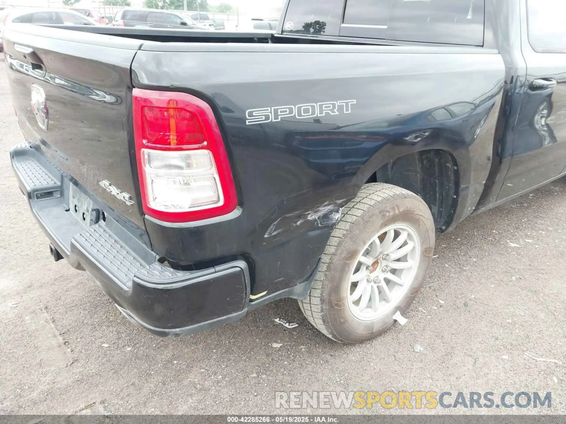 6 Photograph of a damaged car 1C6SRFFT3PN645572 RAM 1500 2023