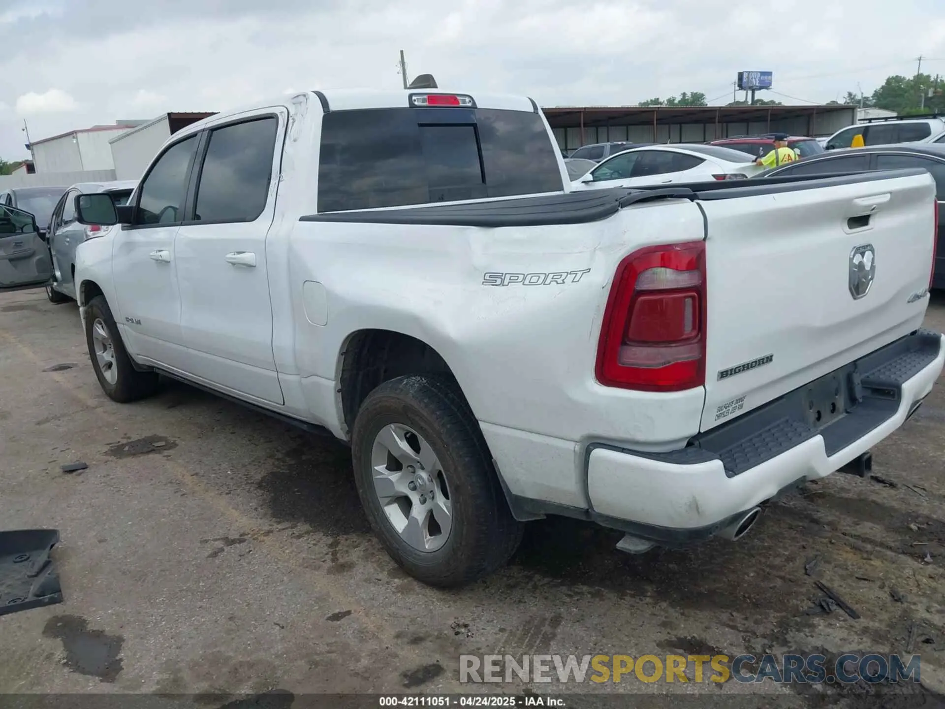 3 Photograph of a damaged car 1C6SRFFT4PN532343 RAM 1500 2023