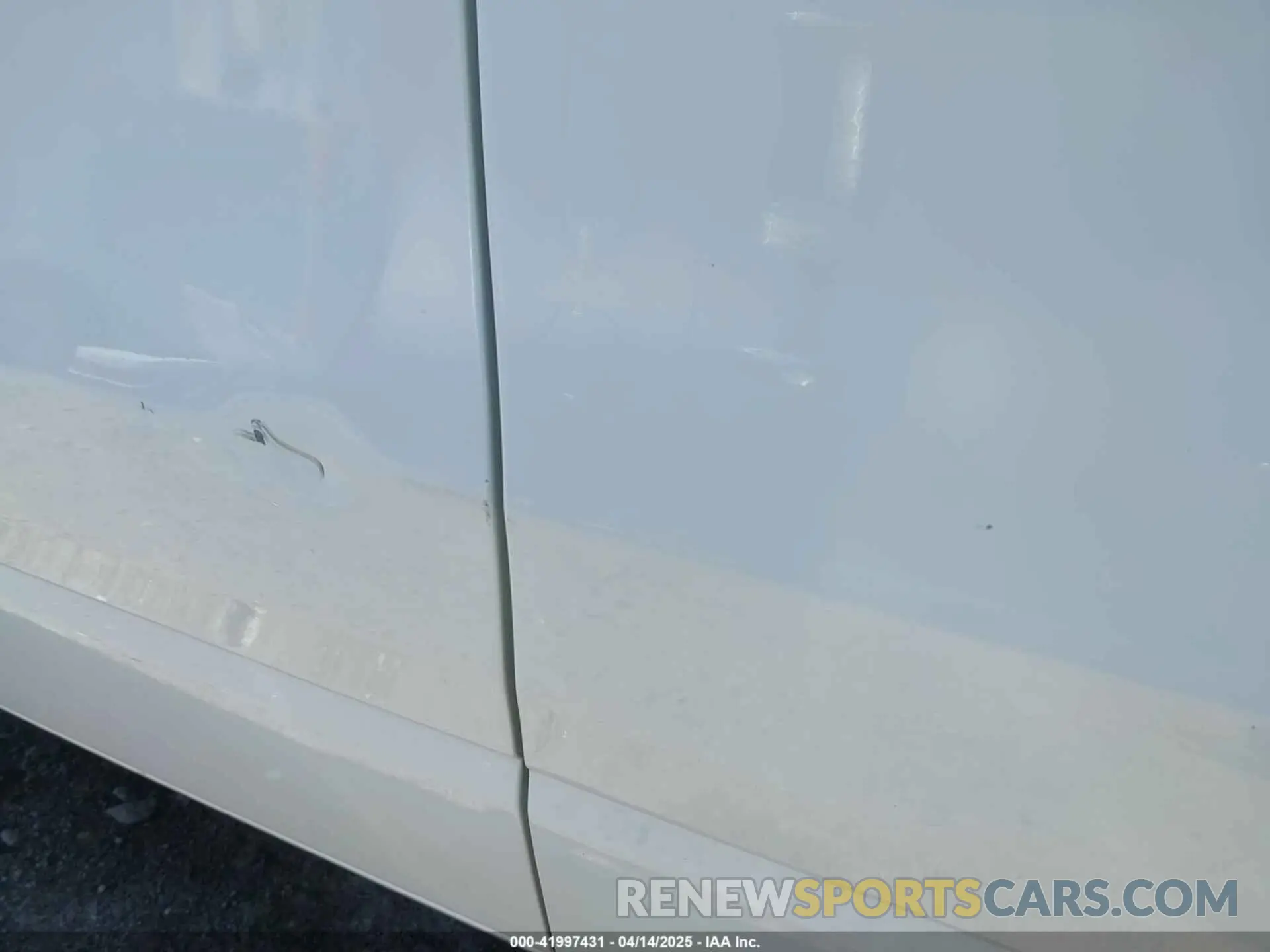 6 Photograph of a damaged car 1C6SRFFT4PN561888 RAM 1500 2023