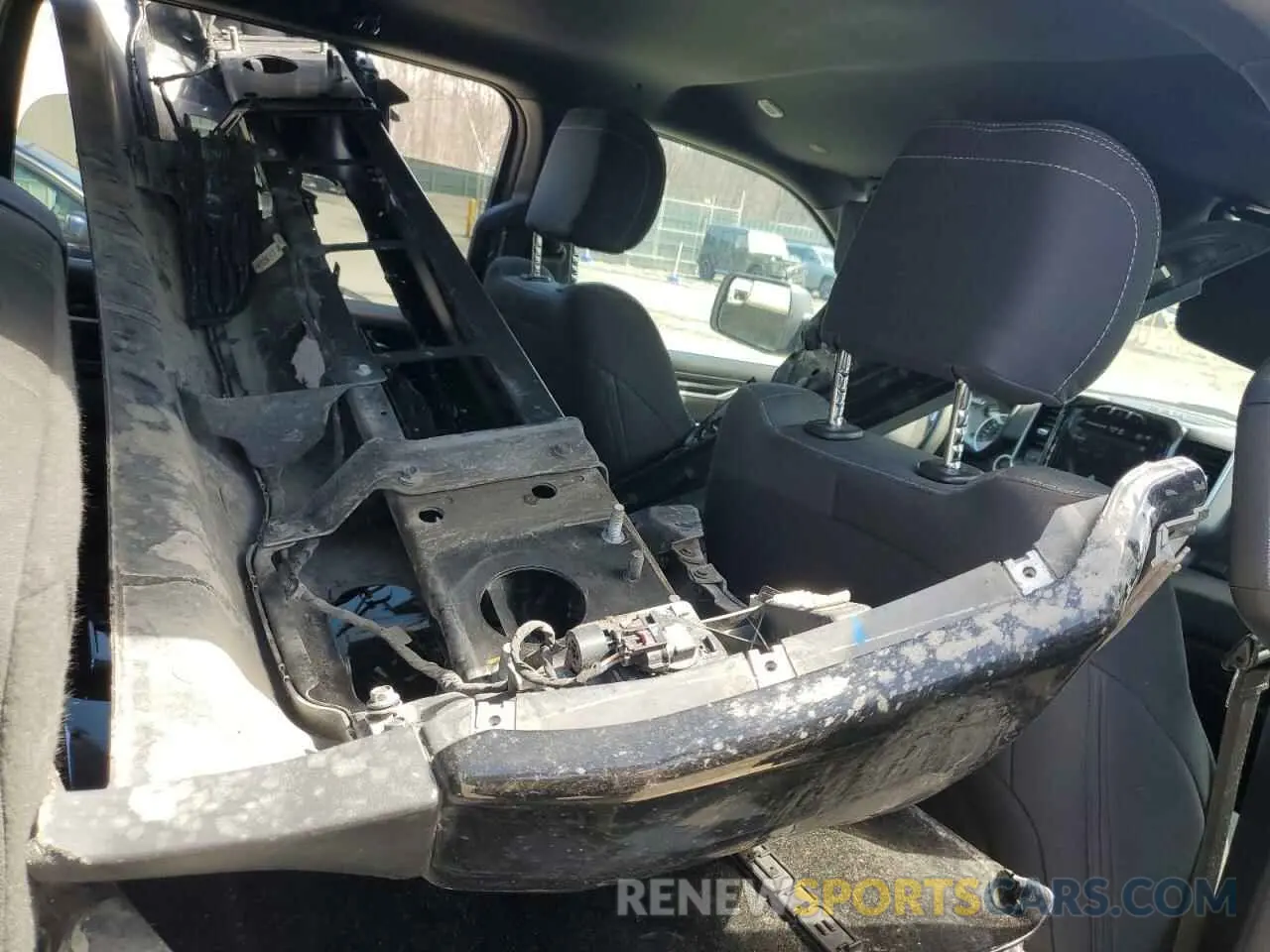 12 Photograph of a damaged car 1C6SRFFT4PN678323 RAM 1500 2023