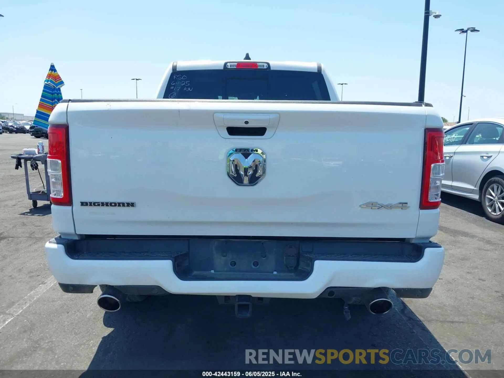 16 Photograph of a damaged car 1C6SRFFT5PN655973 RAM 1500 2023
