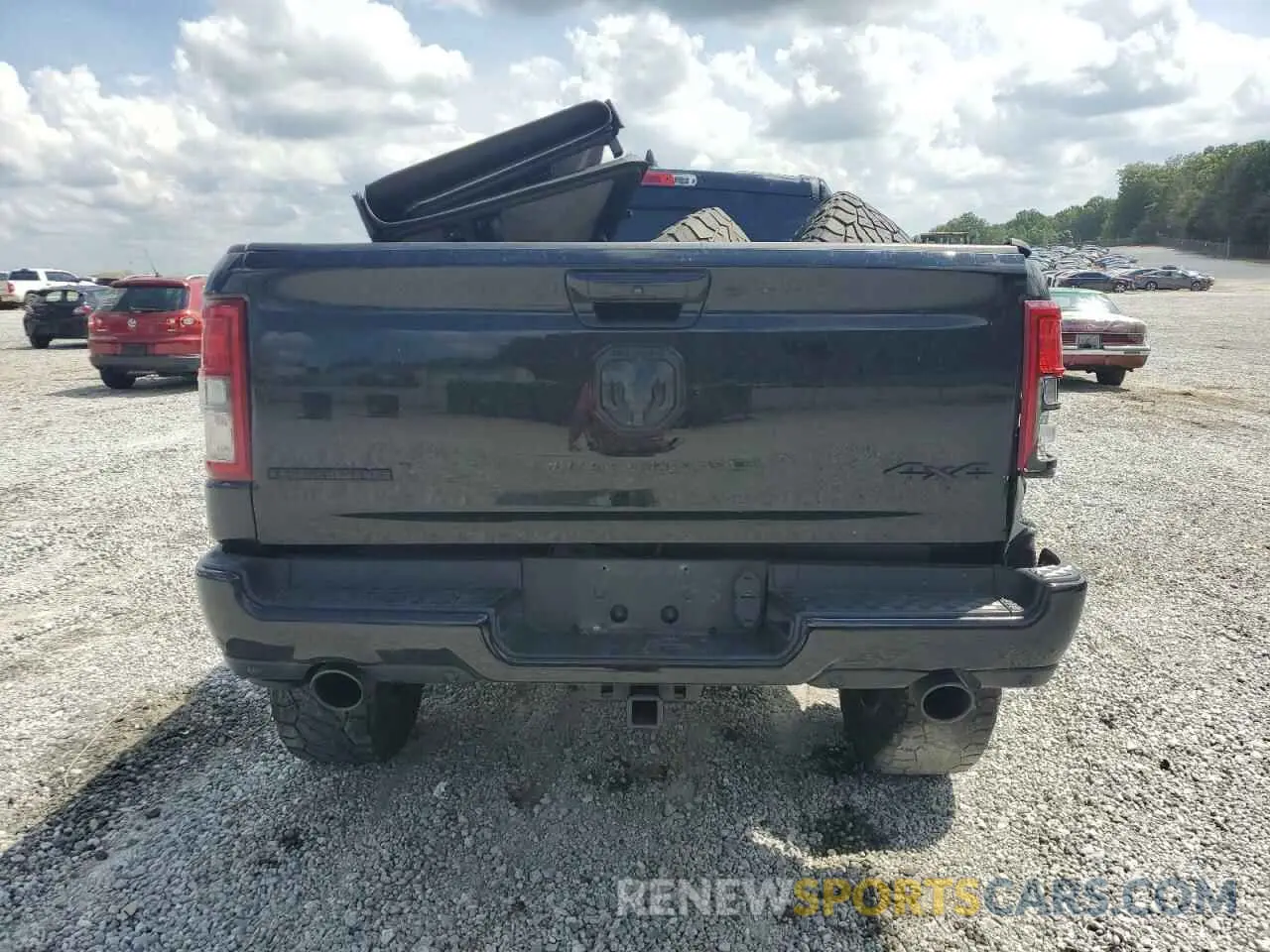 6 Photograph of a damaged car 1C6SRFFT6PN677982 RAM 1500 2023