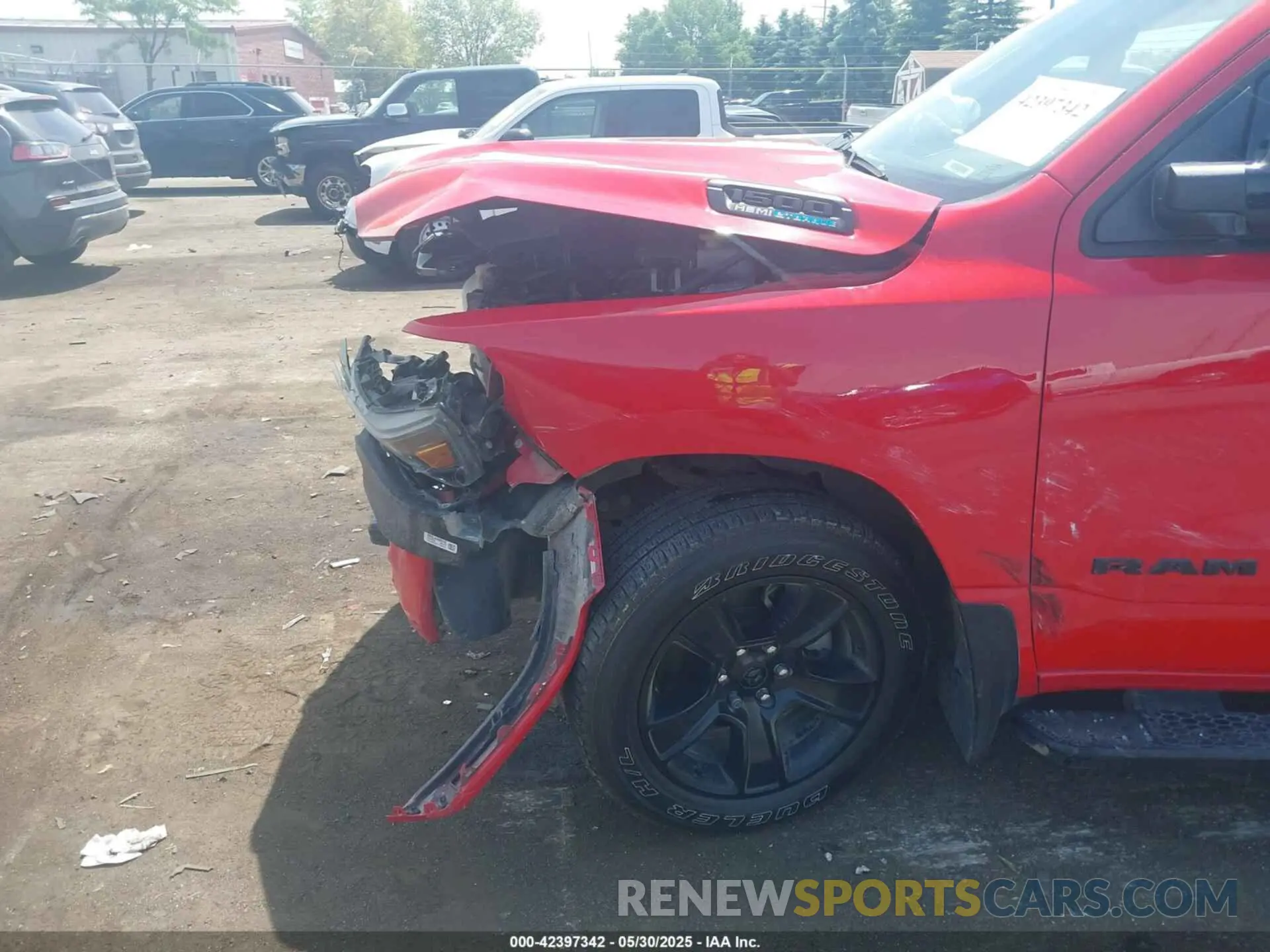 6 Photograph of a damaged car 1C6SRFFT9PN509690 RAM 1500 2023