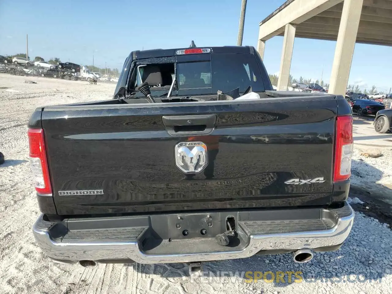 6 Photograph of a damaged car 1C6SRFFT9PN661792 RAM 1500 2023