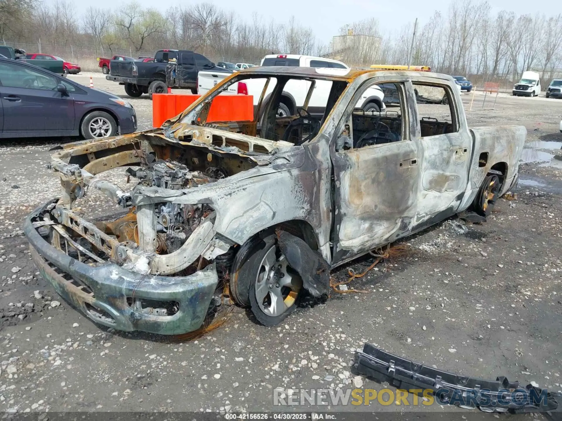2 Photograph of a damaged car 1C6SRFFTXPN696583 RAM 1500 2023