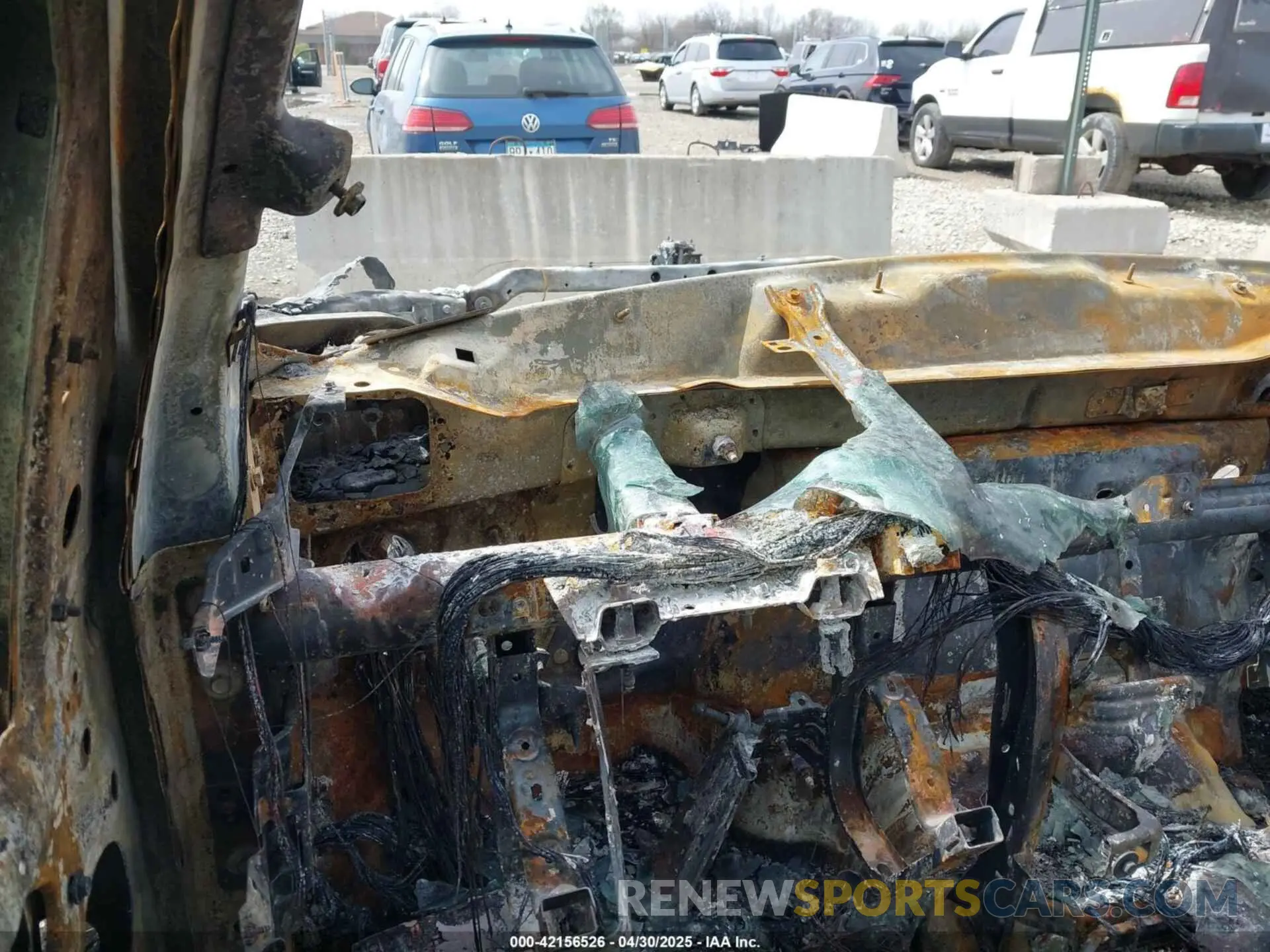 7 Photograph of a damaged car 1C6SRFFTXPN696583 RAM 1500 2023