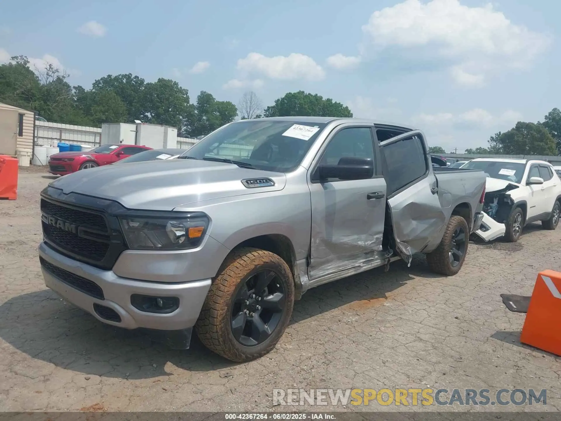 2 Photograph of a damaged car 1C6SRFGT1PN639249 RAM 1500 2023