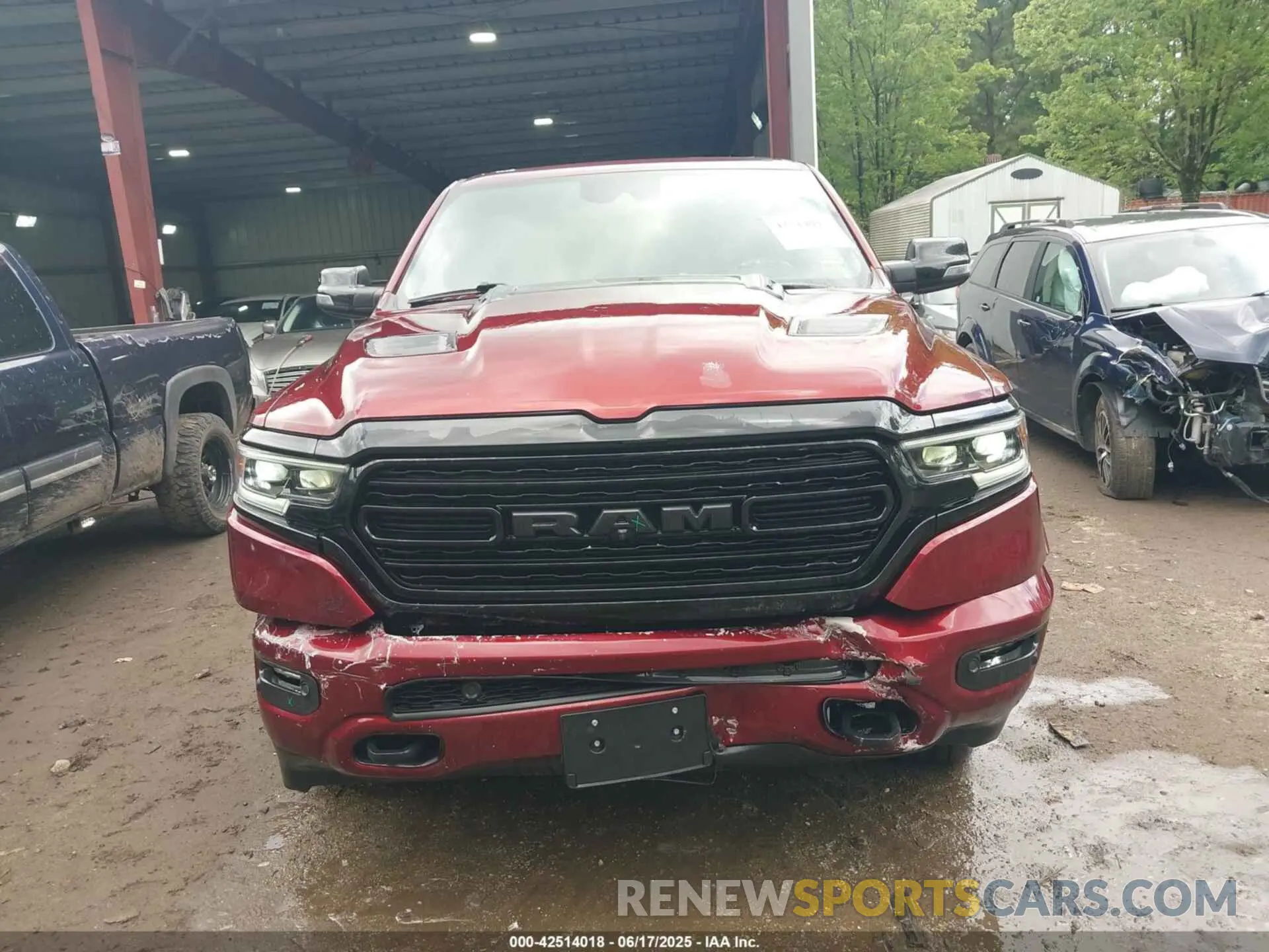 12 Photograph of a damaged car 1C6SRFHM2PN509939 RAM 1500 2023