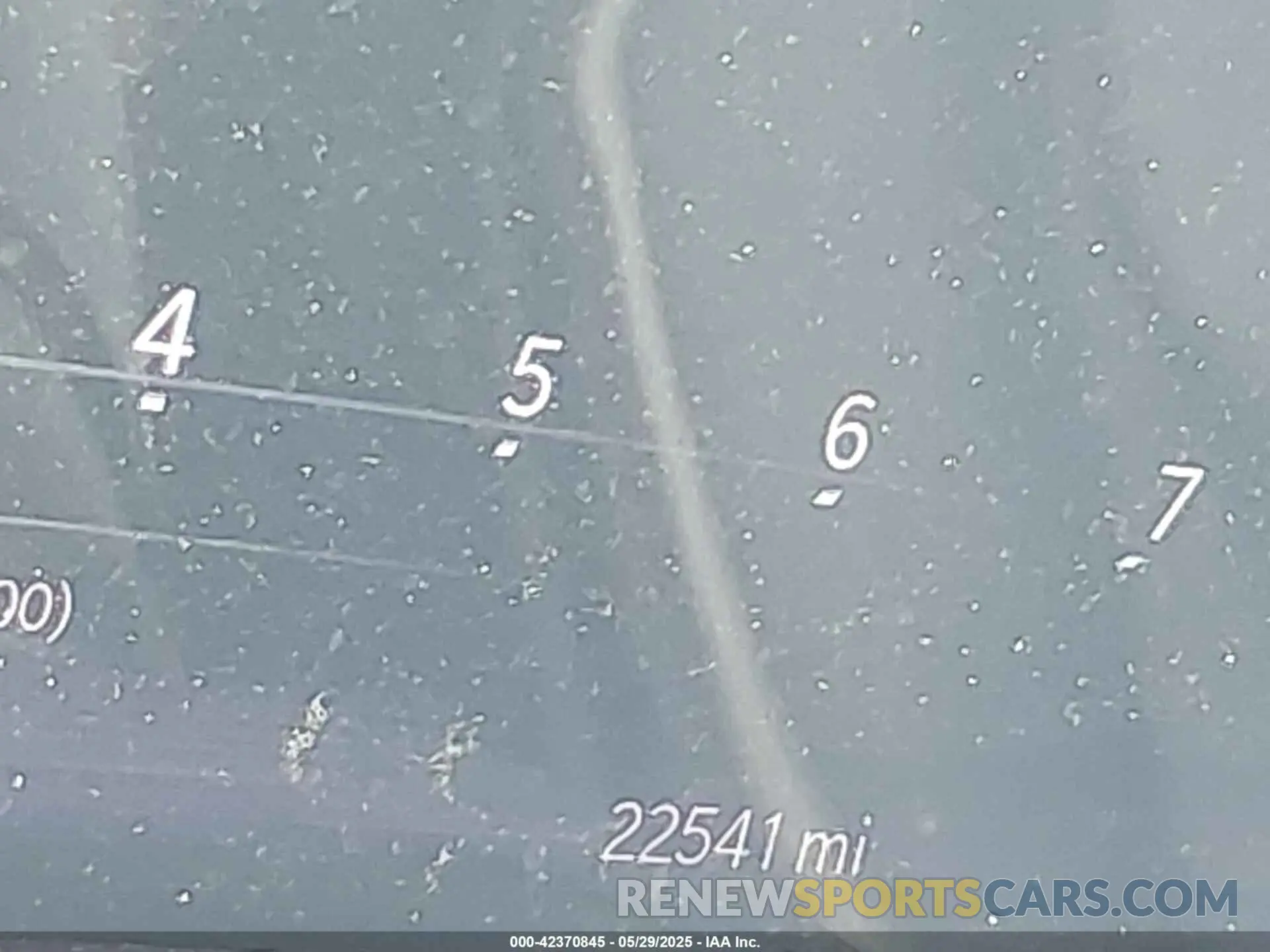 15 Photograph of a damaged car 1C6SRFHT0PN600943 RAM 1500 2023