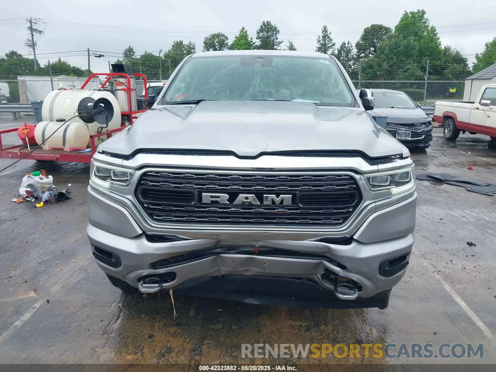 13 Photograph of a damaged car 1C6SRFHT1PN531759 RAM 1500 2023