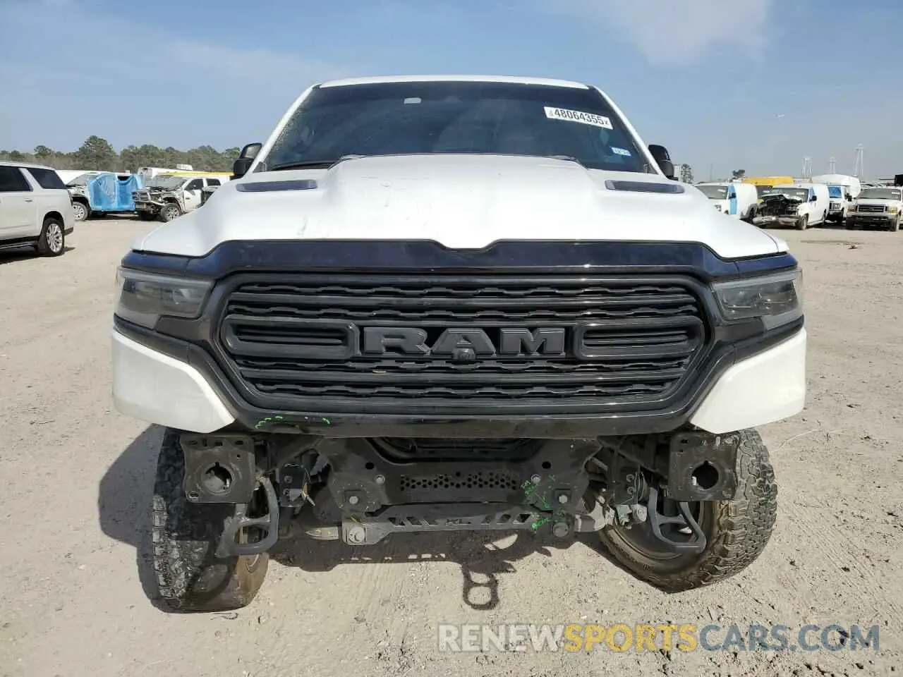 5 Photograph of a damaged car 1C6SRFHT1PN576104 RAM 1500 2023