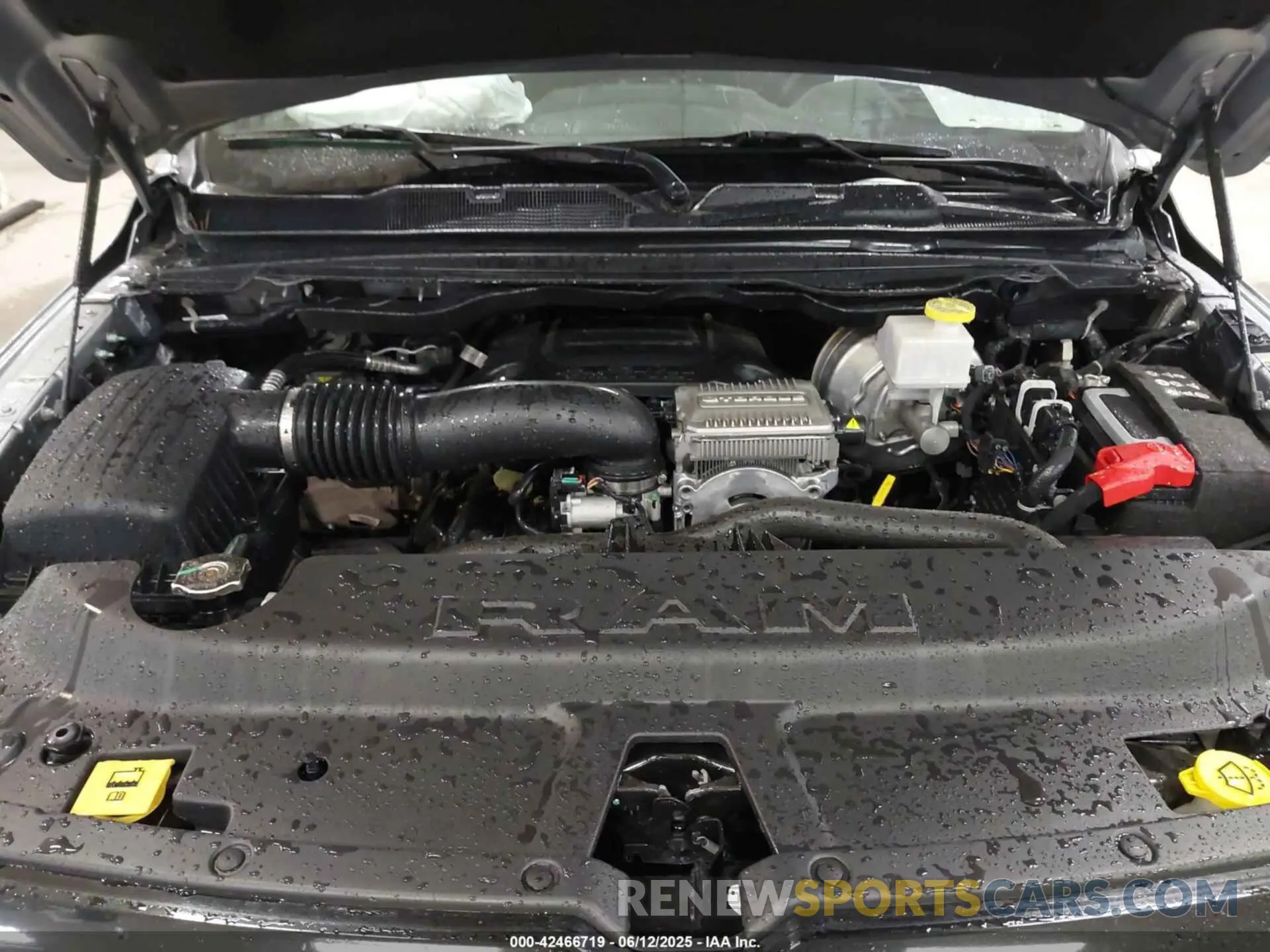 10 Photograph of a damaged car 1C6SRFHT1PN639153 RAM 1500 2023