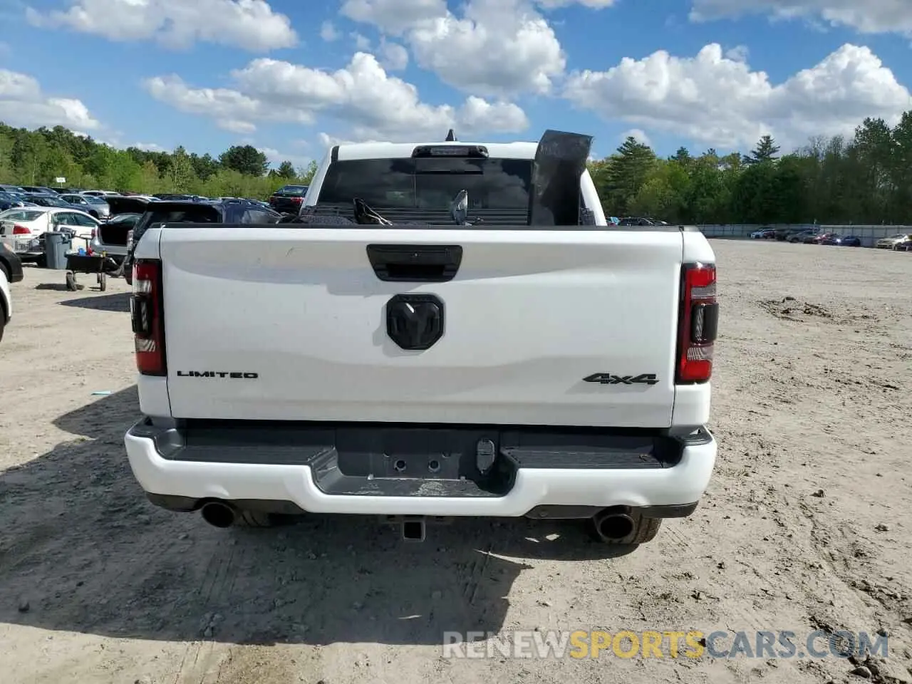 6 Photograph of a damaged car 1C6SRFHT5PN532512 RAM 1500 2023