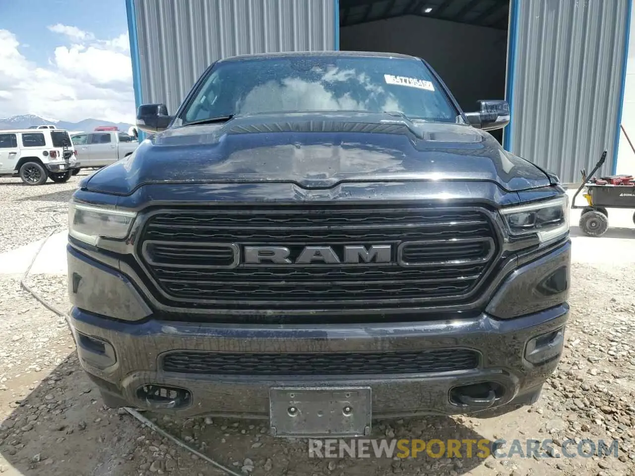 5 Photograph of a damaged car 1C6SRFHT5PN541274 RAM 1500 2023