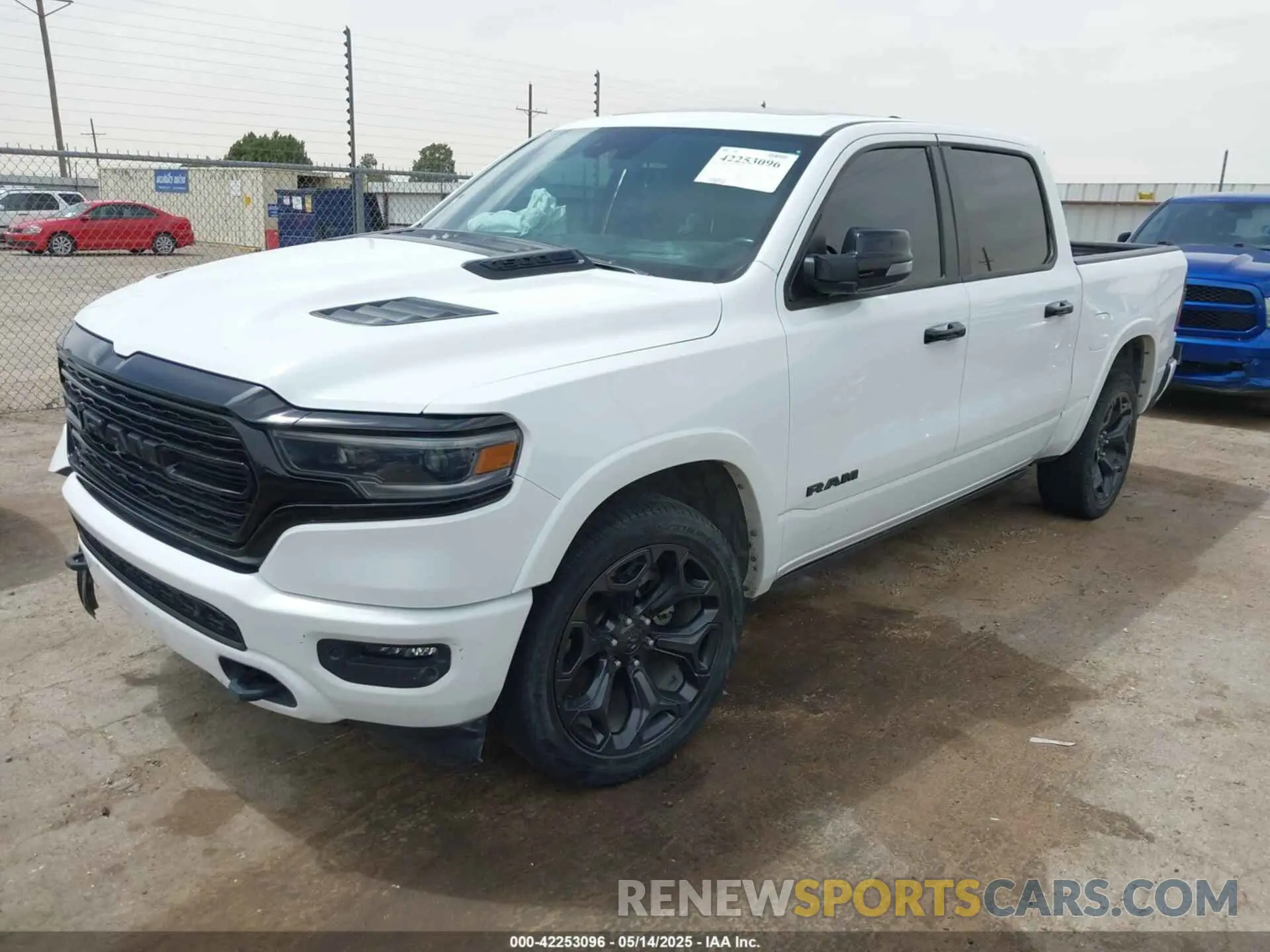 2 Photograph of a damaged car 1C6SRFHT5PN576378 RAM 1500 2023