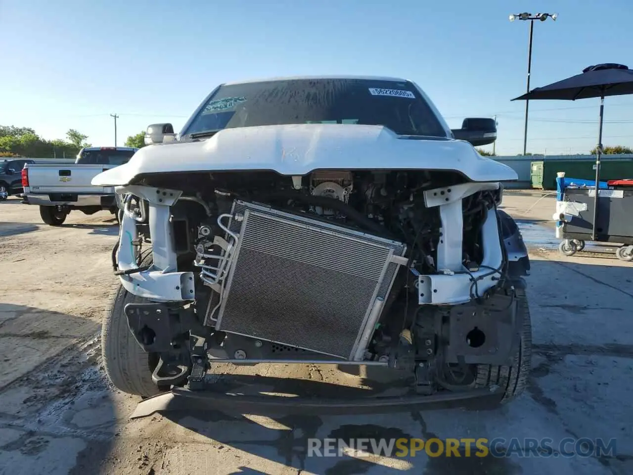 5 Photograph of a damaged car 1C6SRFHT7PN671931 RAM 1500 2023