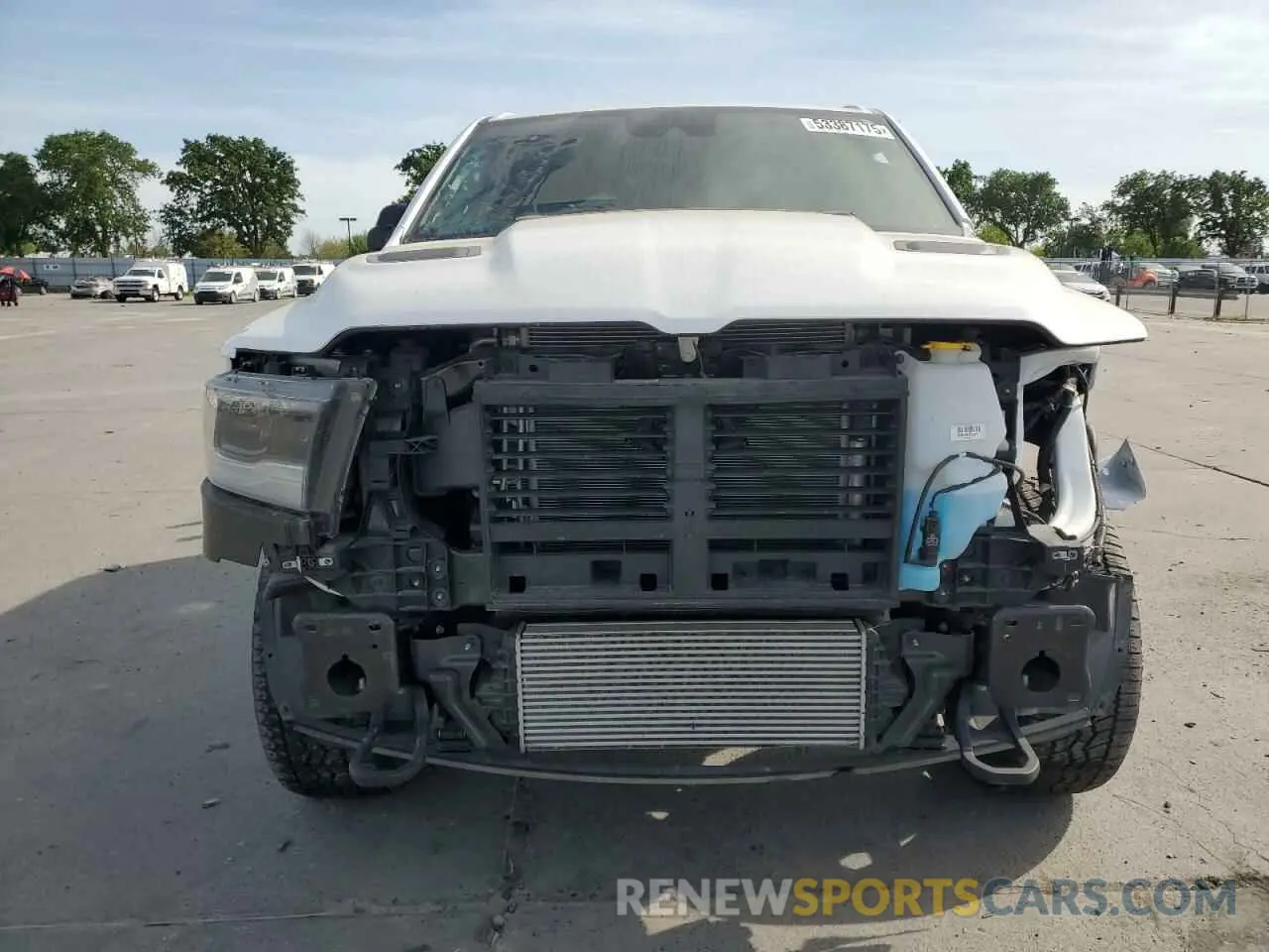 5 Photograph of a damaged car 1C6SRFJM9PN556833 RAM 1500 2023