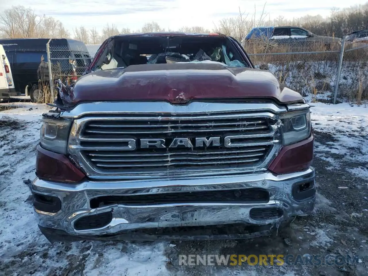 5 Photograph of a damaged car 1C6SRFJT0PN542519 RAM 1500 2023