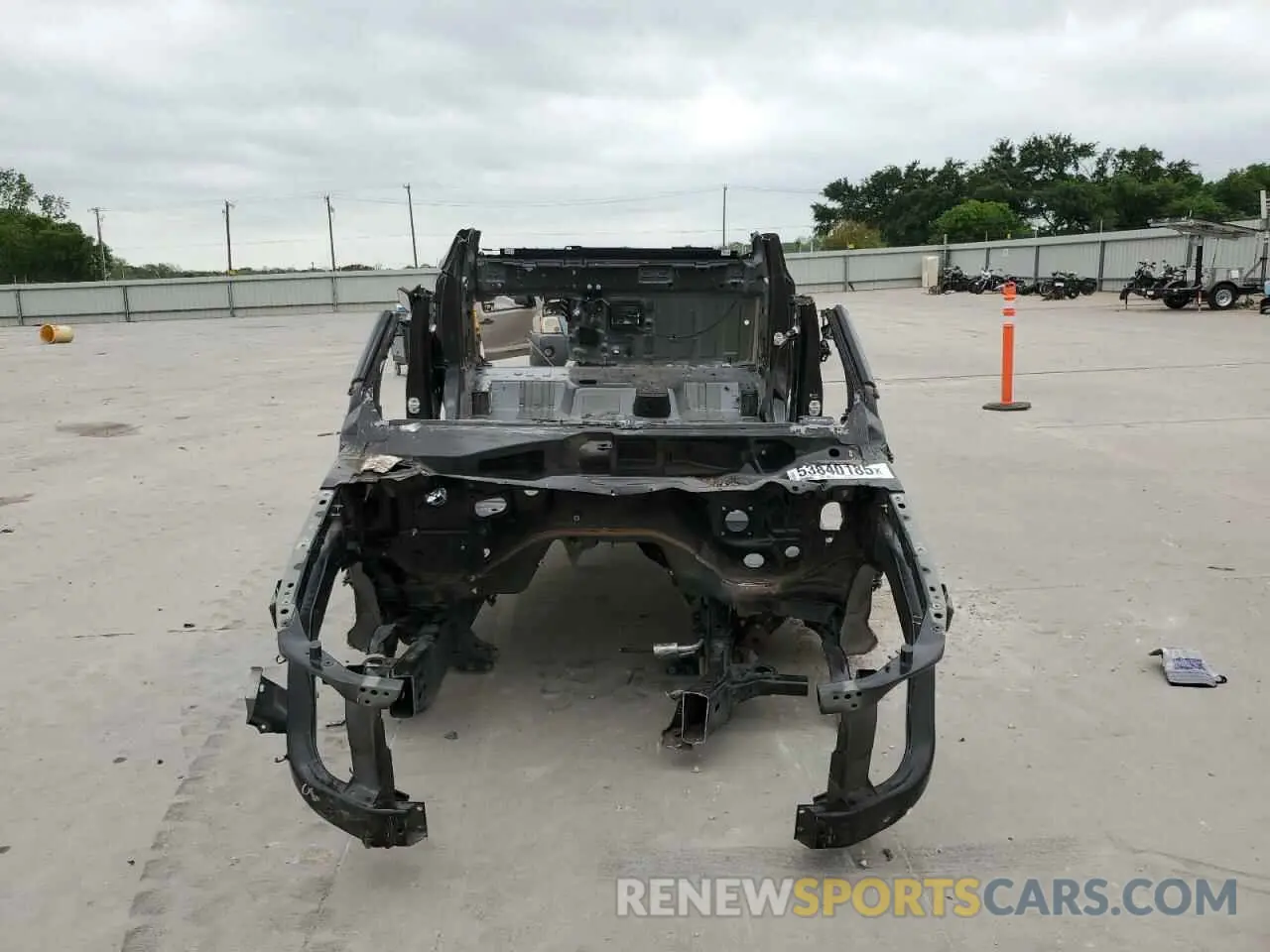 5 Photograph of a damaged car 1C6SRFJT0PN610687 RAM 1500 2023