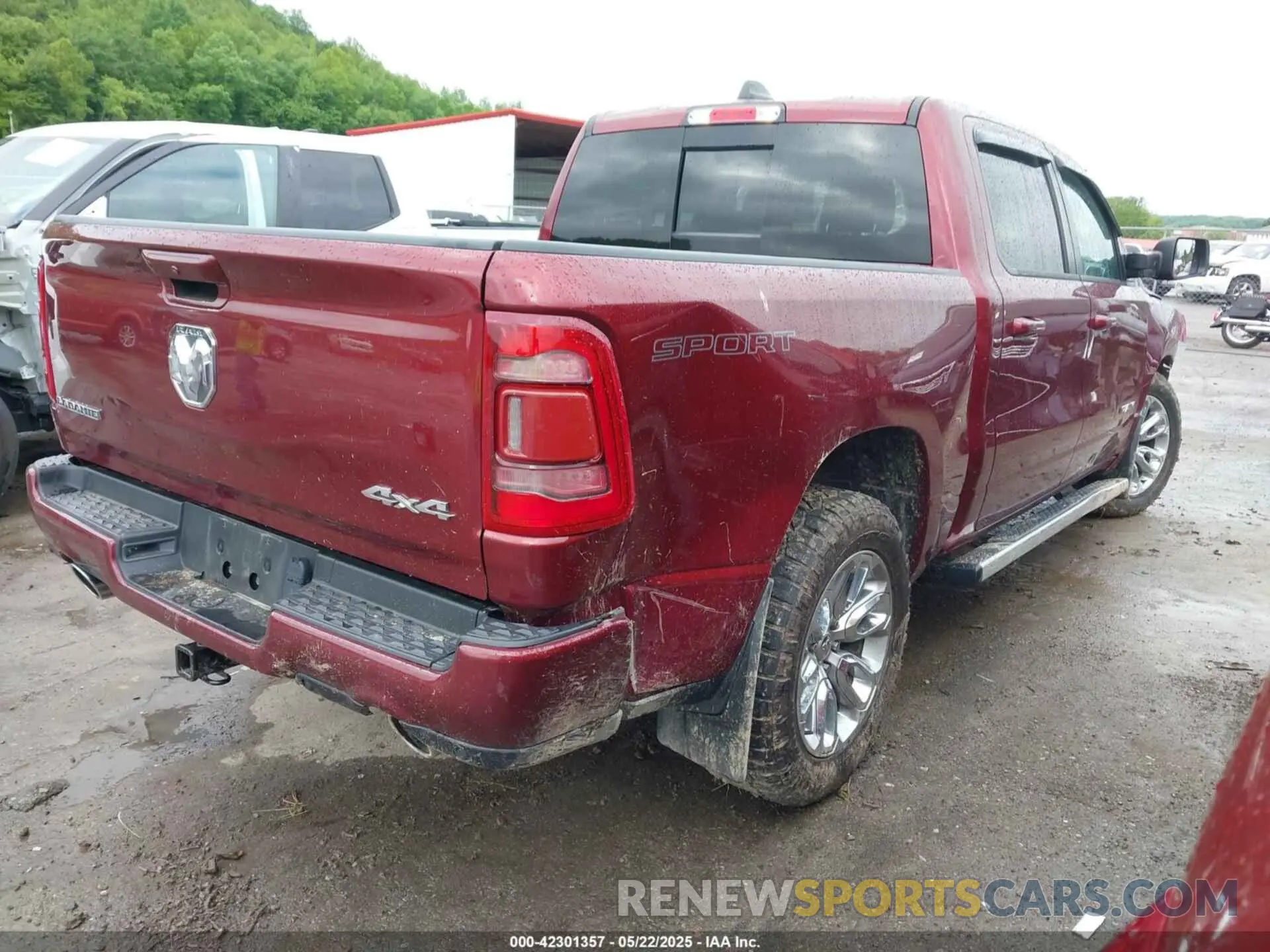 4 Photograph of a damaged car 1C6SRFJT2PN588238 RAM 1500 2023