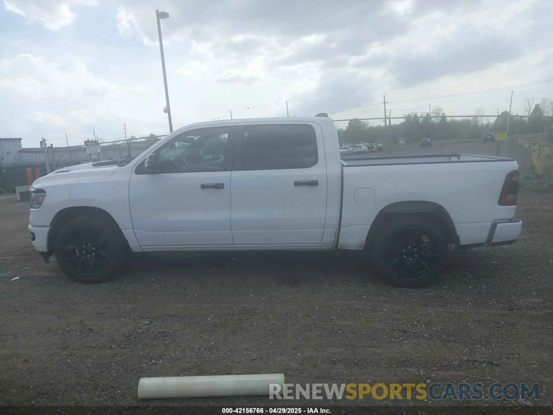 14 Photograph of a damaged car 1C6SRFJT3PN541901 RAM 1500 2023