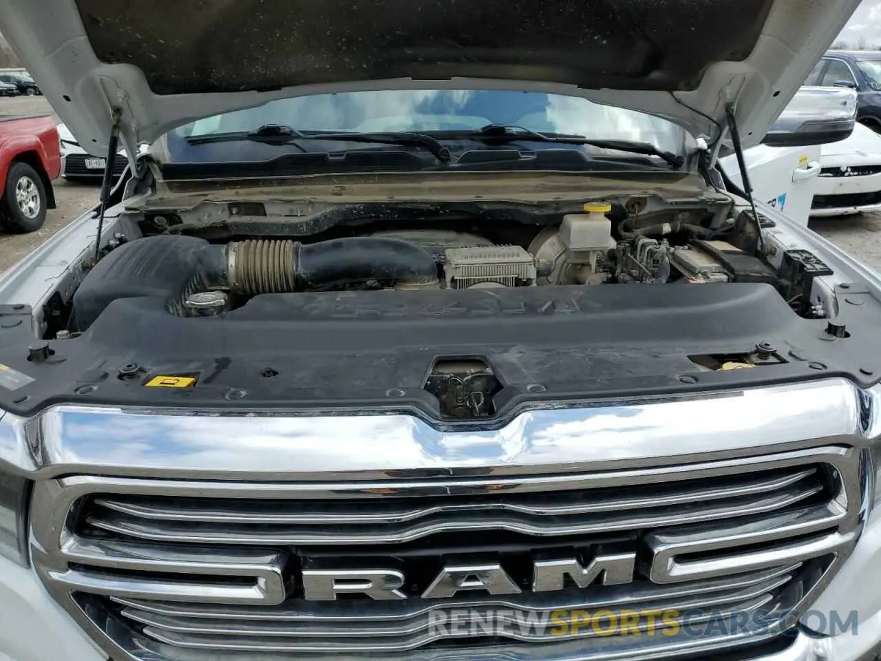 11 Photograph of a damaged car 1C6SRFJT5PN508592 RAM 1500 2023