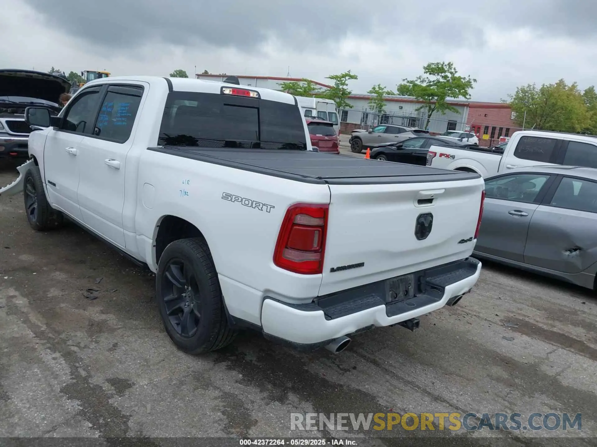 3 Photograph of a damaged car 1C6SRFJT6PN621466 RAM 1500 2023